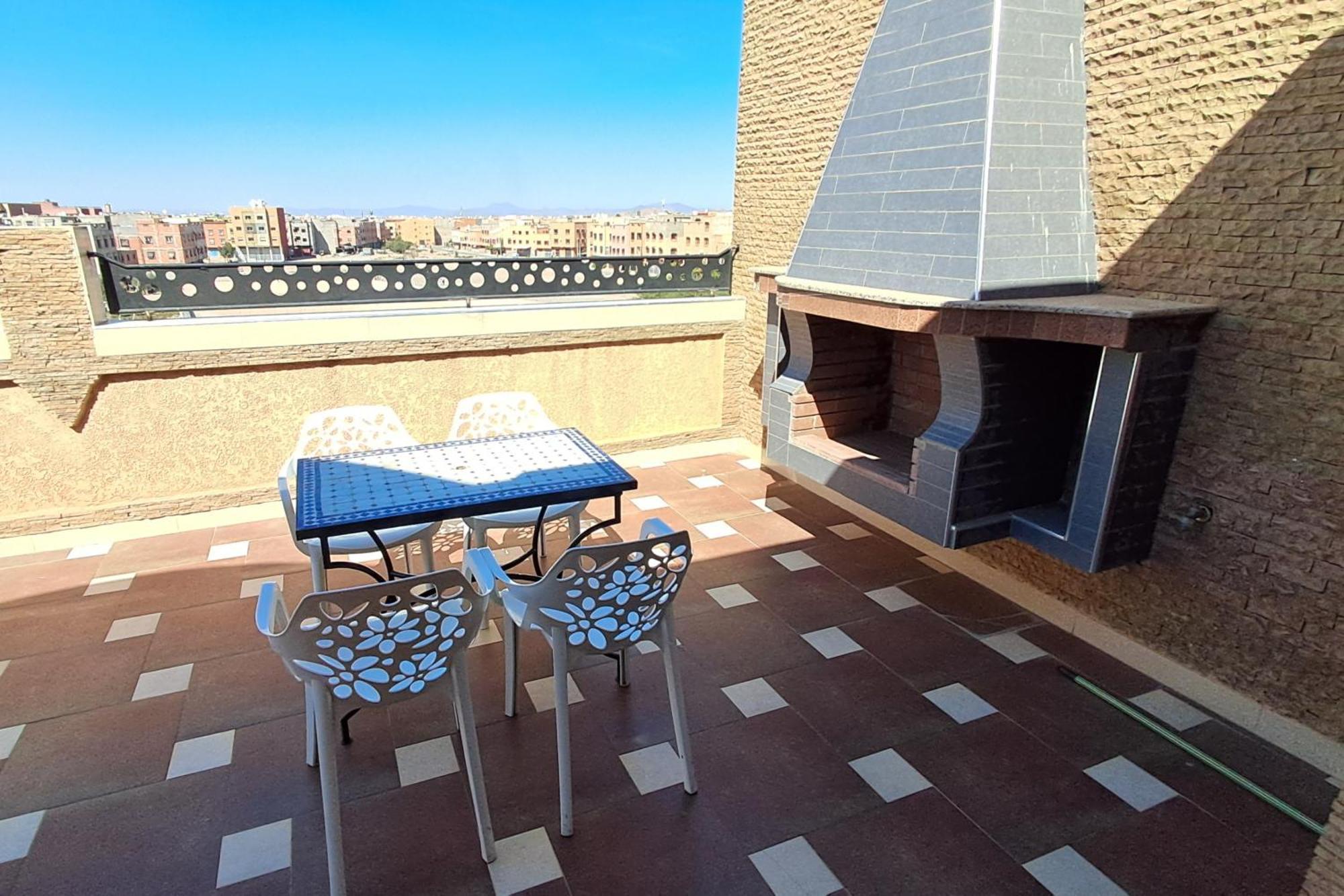 Cozy, Sunny Near The Airport Appartement *