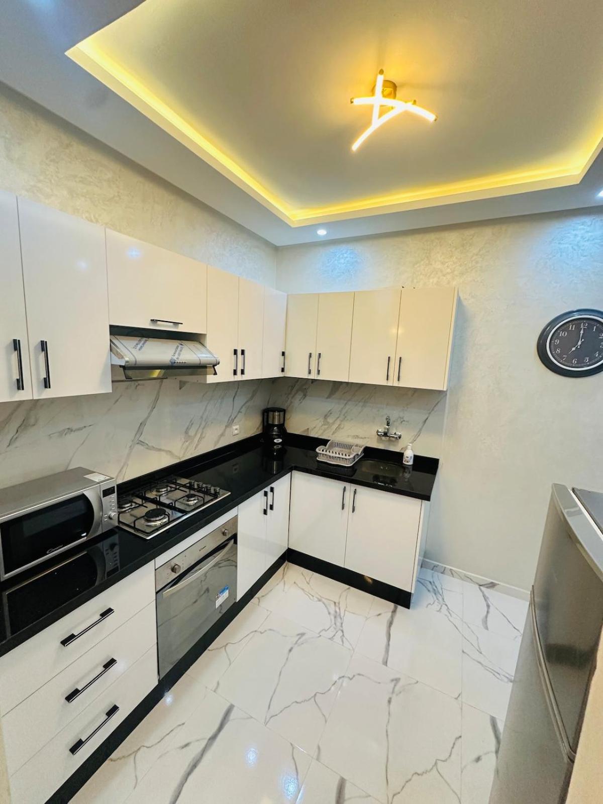 Marrakech Modern Apartment, 2 Bedrooms, Wi-fi *