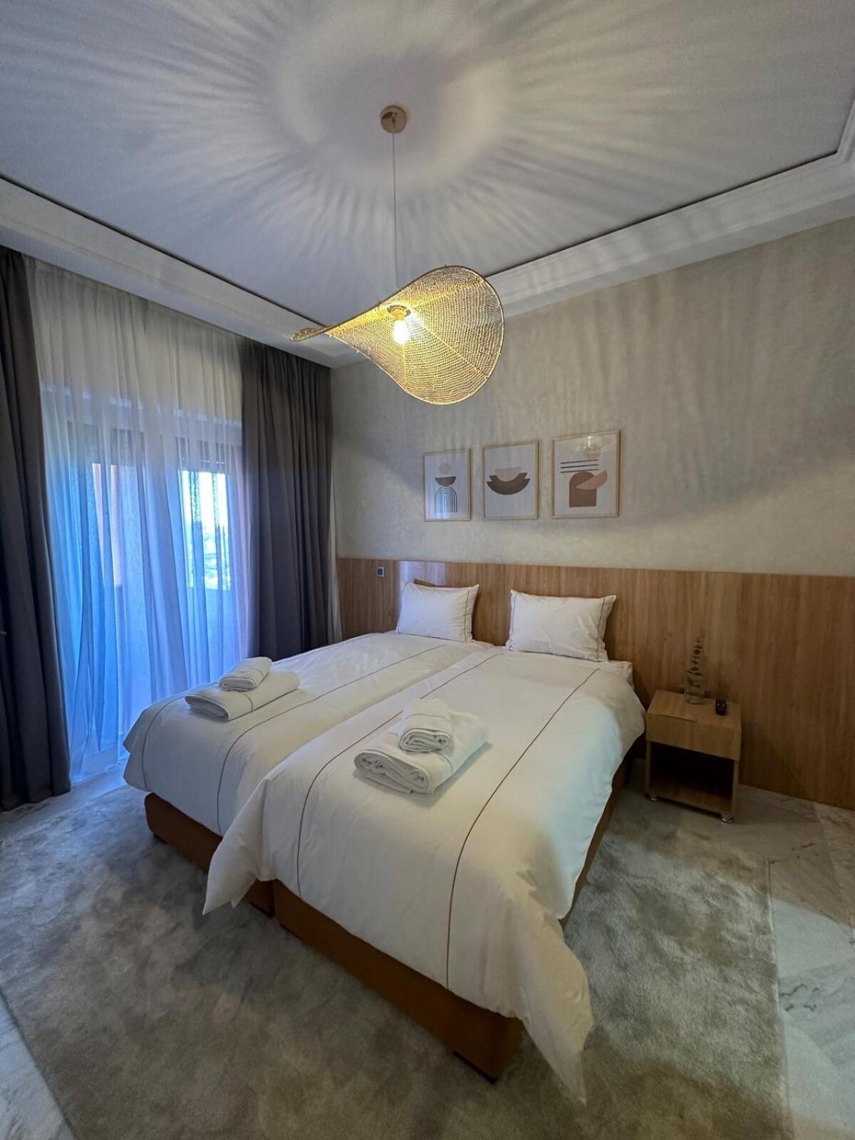 Incroyable 3 Pool 5 Min De M Avenue Appartement *