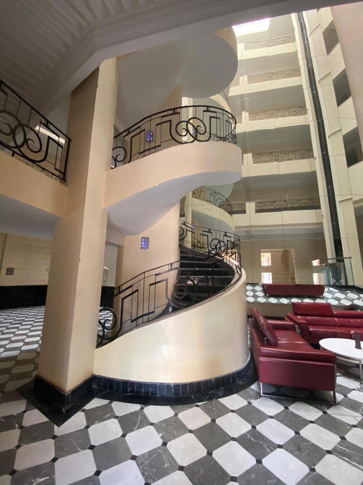 Incroyable 3 Pool 5 Min De M Avenue Appartement *