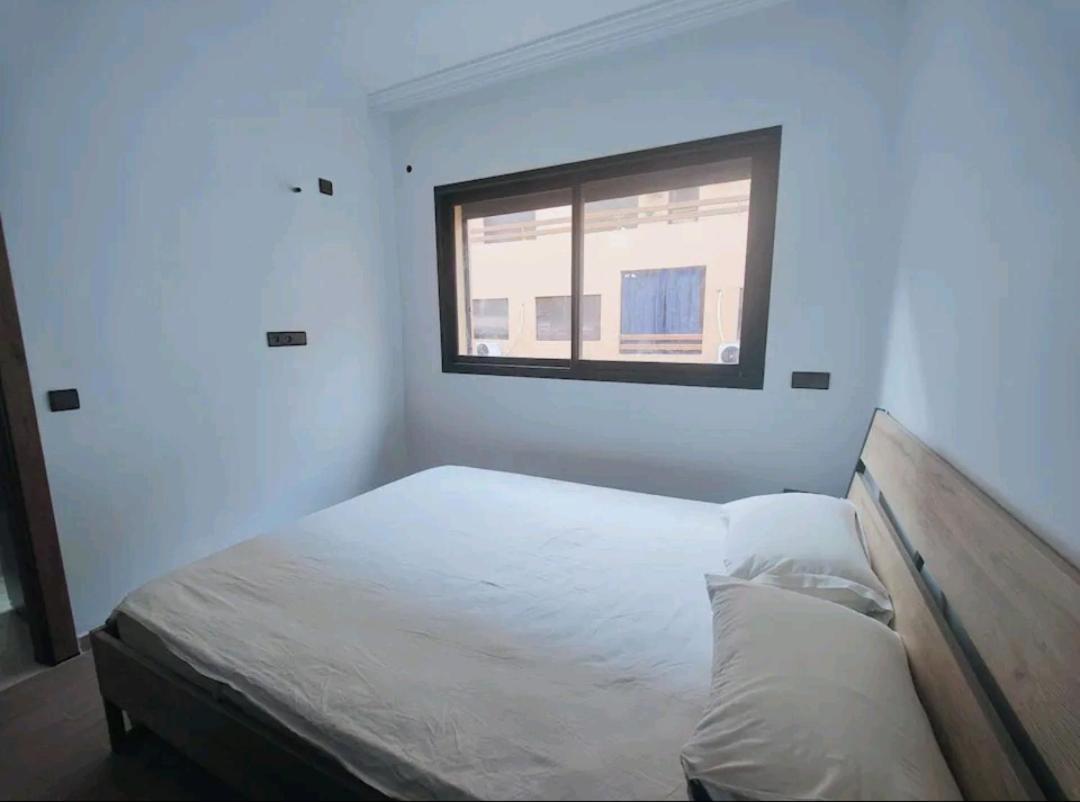 Appartement Flat Centre Marrakech ' Train Station ' Aeroport ' Pool