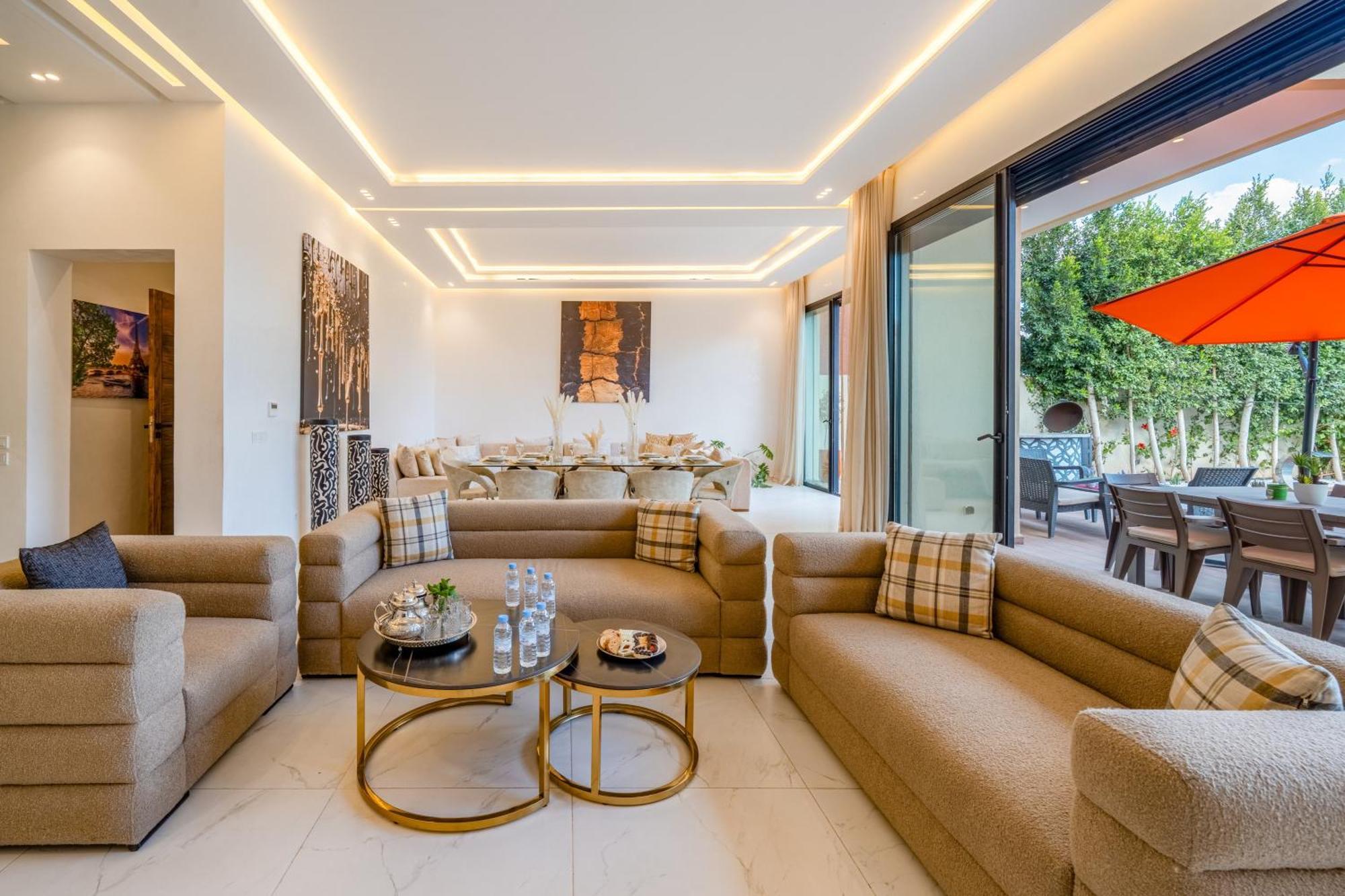 Cancun Luxury Spa-cinema & Jacuzzi