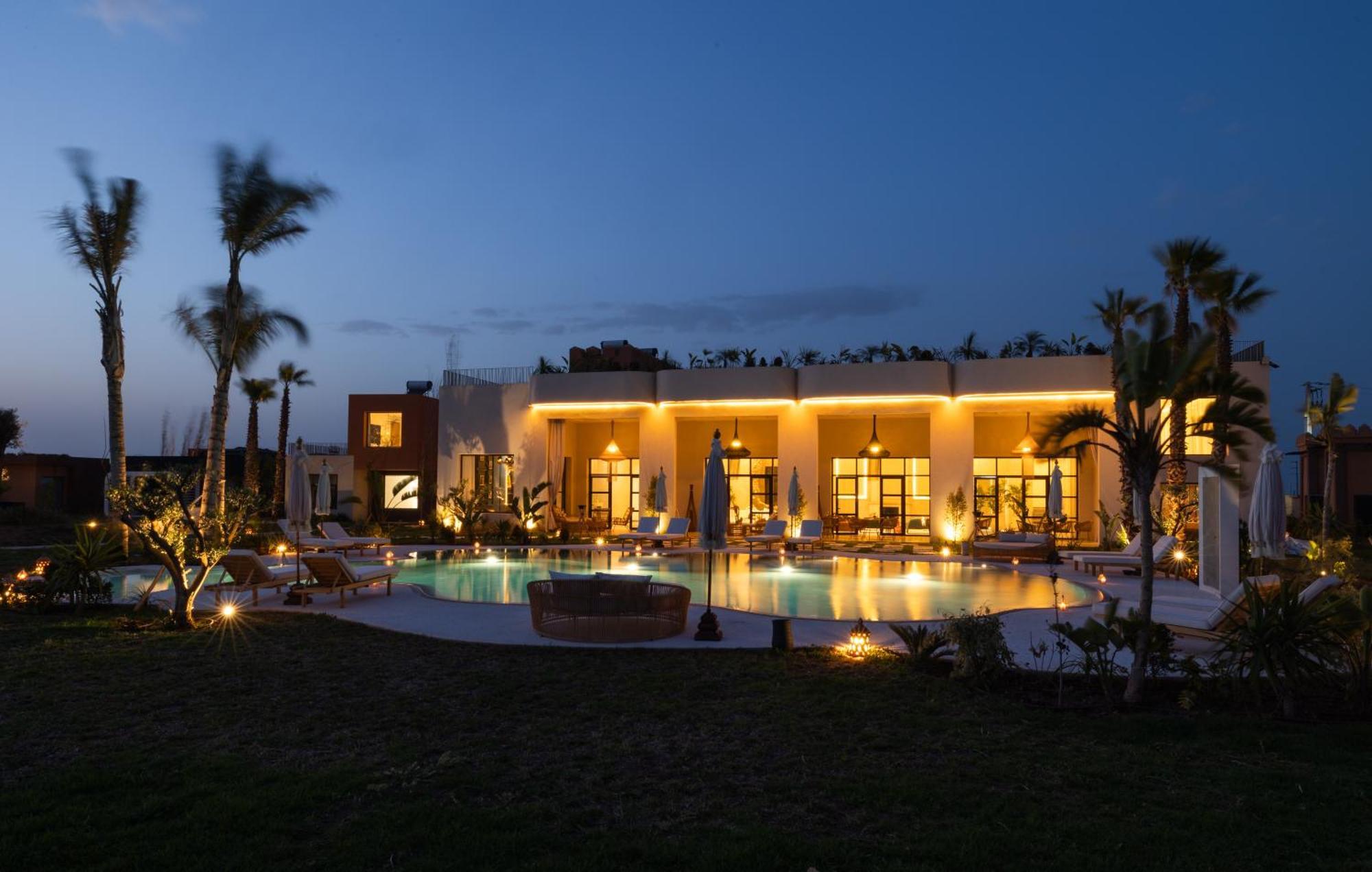 Yin & Hotel 5*