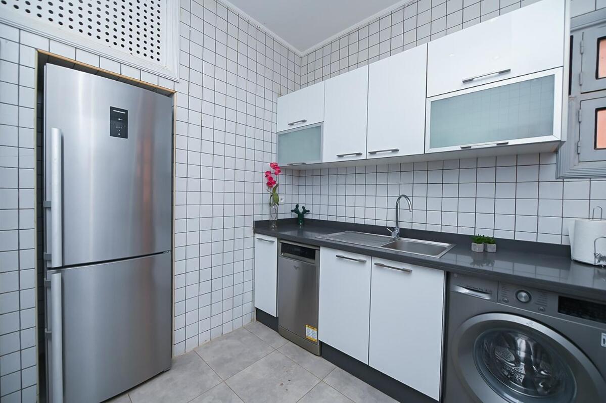 Marrakech In Gueliz With Pool Access Appartement Marrakesh