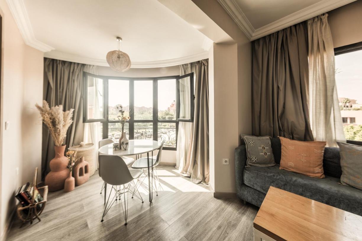 Hotel Amani &