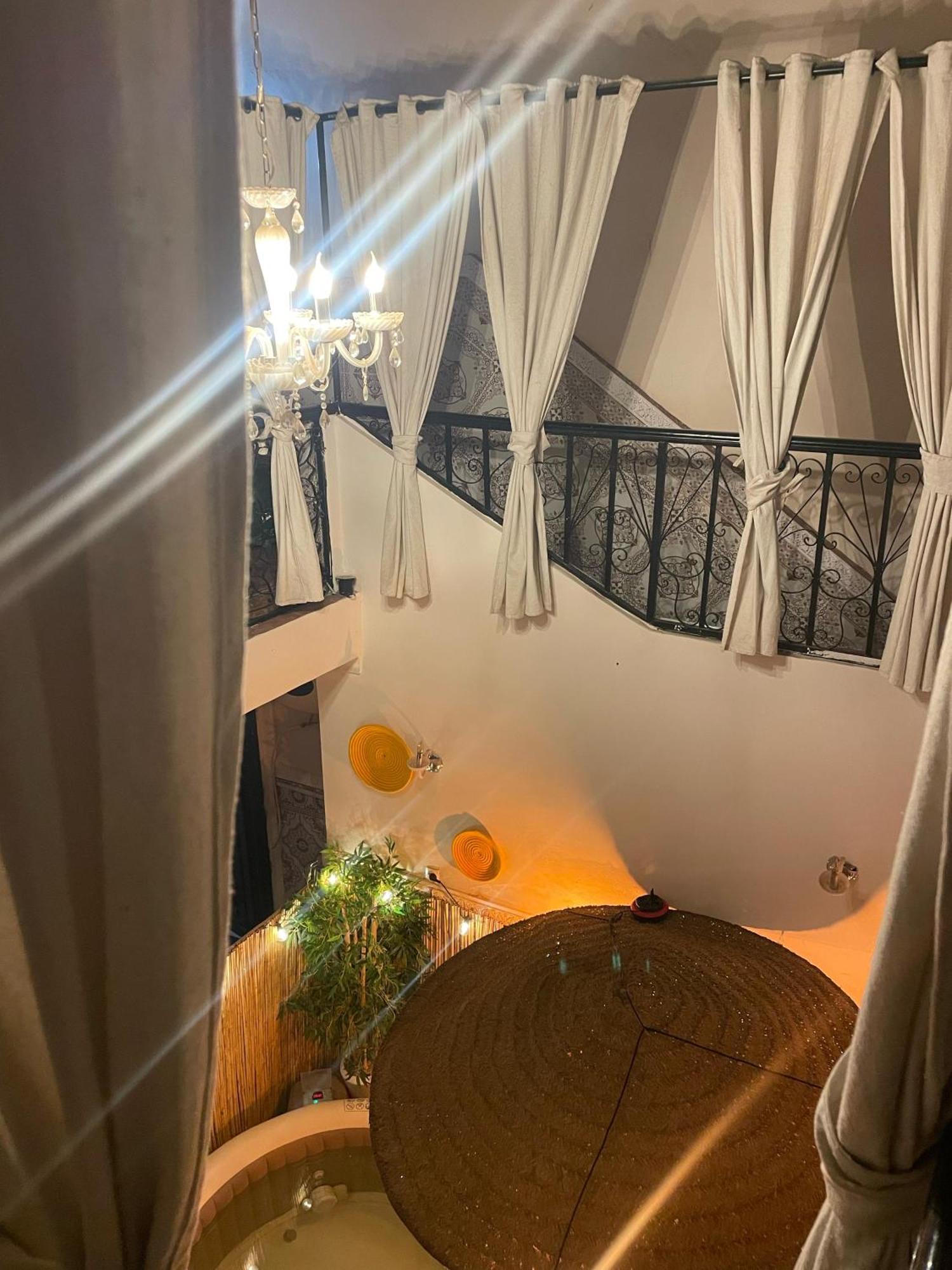 Msholidays - Privatisé Jusqu'à 8 Personnes - Jacuzzi Riad Marrakesh