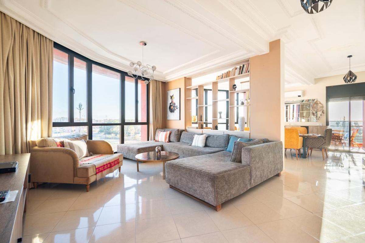 Penthouse Avec Jacuzzi Prive