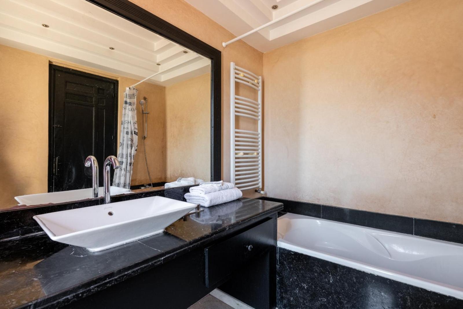 Les Palmiers Villa Marrakesh
