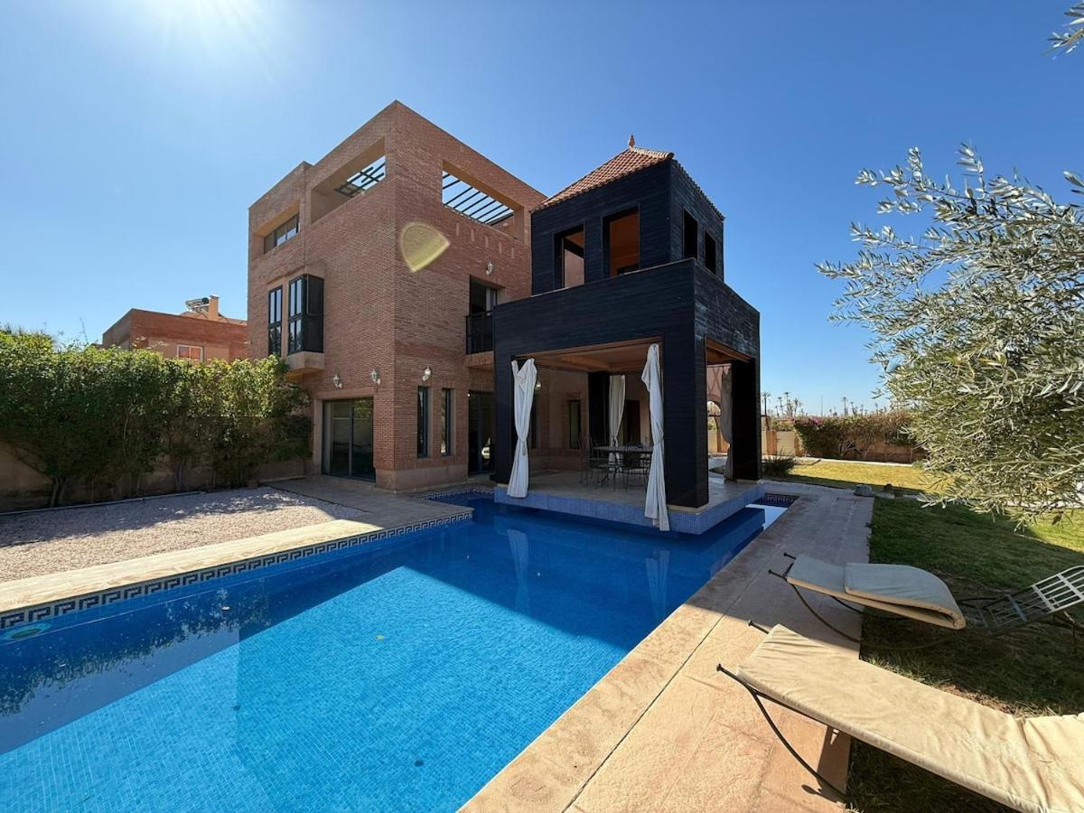 Villa Prestigious In