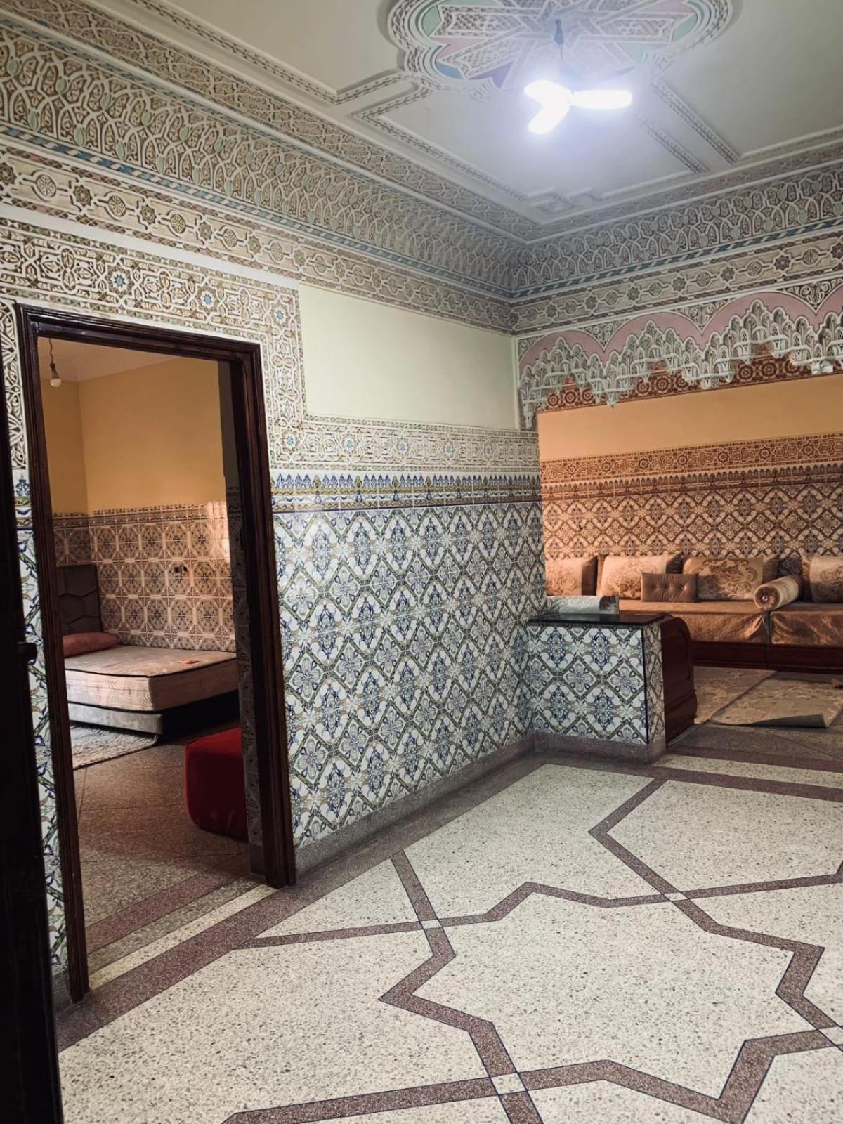 120m2, Centre Marrakech, Traditional Appartement *