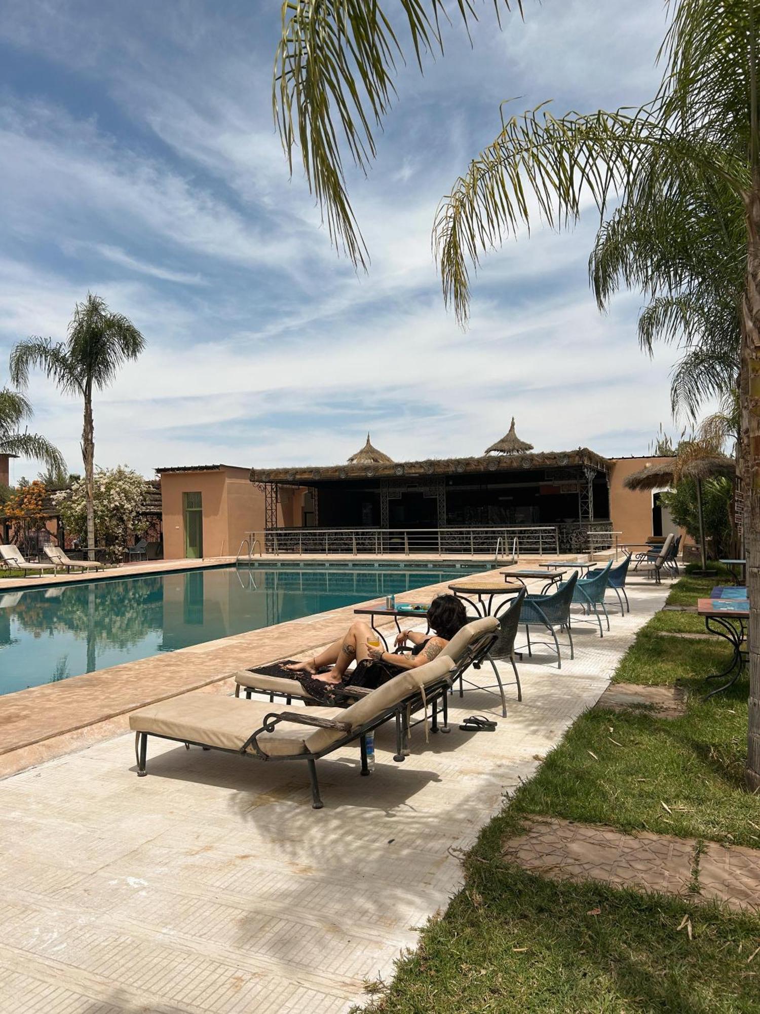 Homestay Fekhara Country Club *