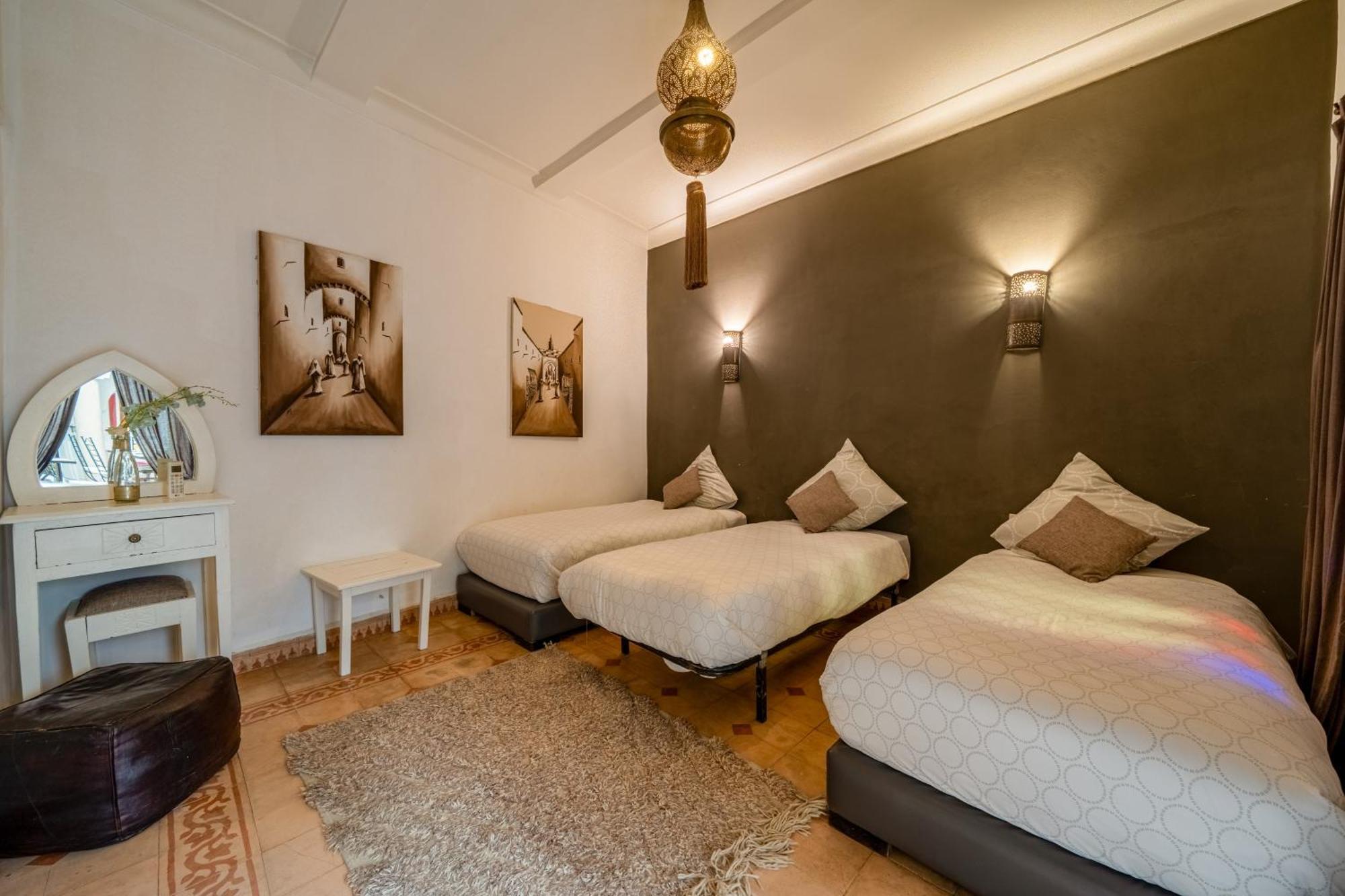 Awinati Location Privatisee ,piscine Chauffee , Beau Rooftop 3*