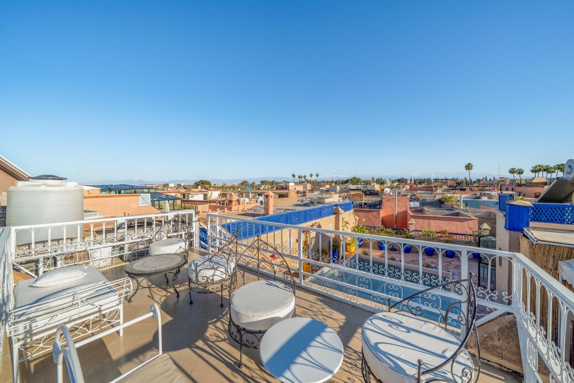Awinati Location Privatisee ,piscine Chauffee , Beau Rooftop 3*