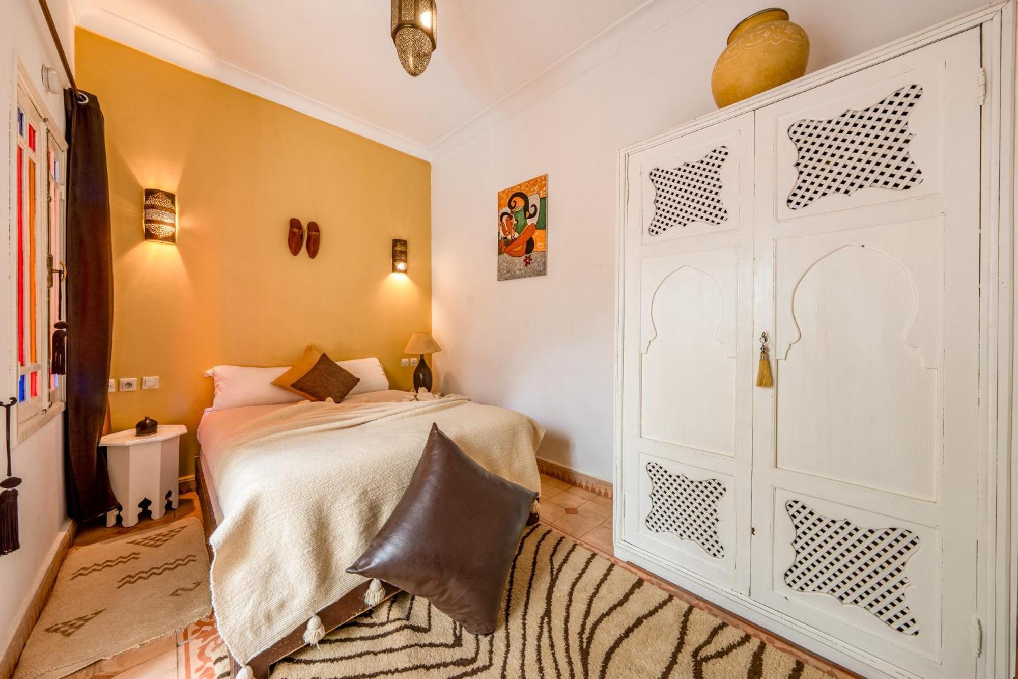 Awinati Location Privatisee ,piscine Chauffee , Beau Rooftop Riad Marrakesh
