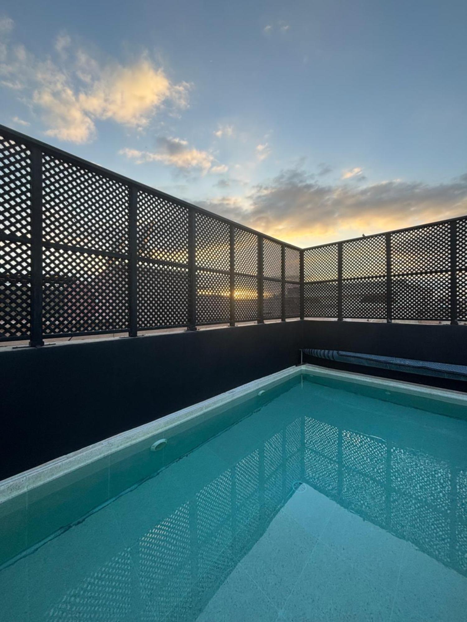 Gasthuis Basidi Piscine Chauffee Sur Le Toit De La Medina