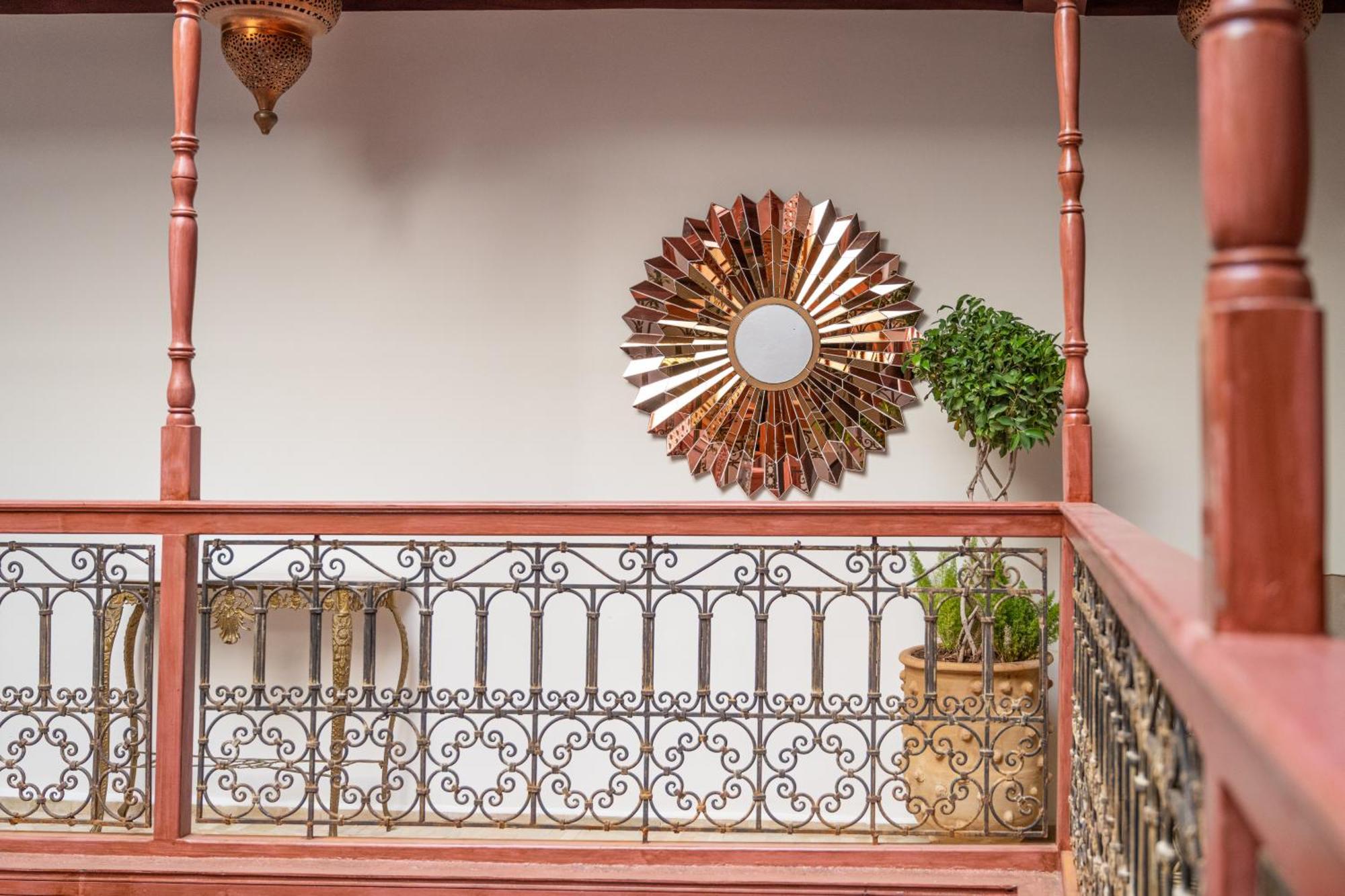 Le Singe Rose Bed & Breakfast Marrakesh