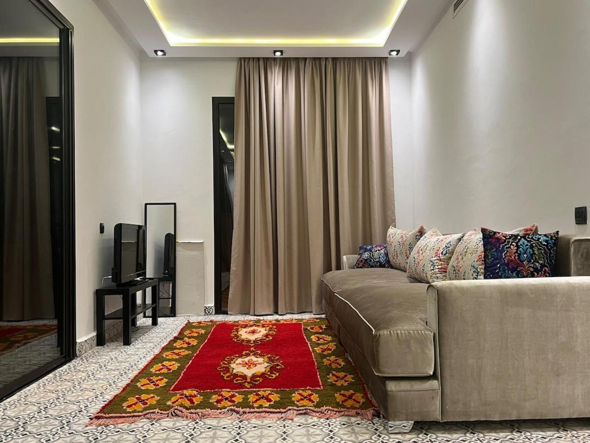Yassin Private Pool And Terrace