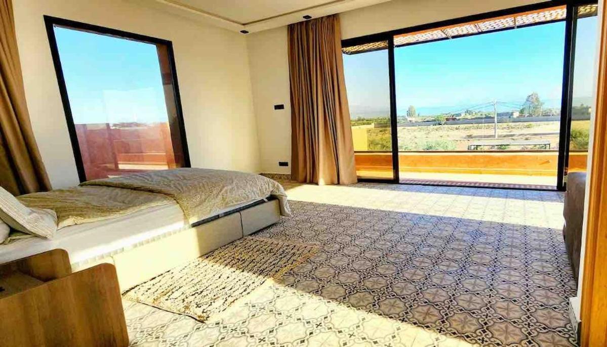 Yassin Private Pool And Terrace Villa