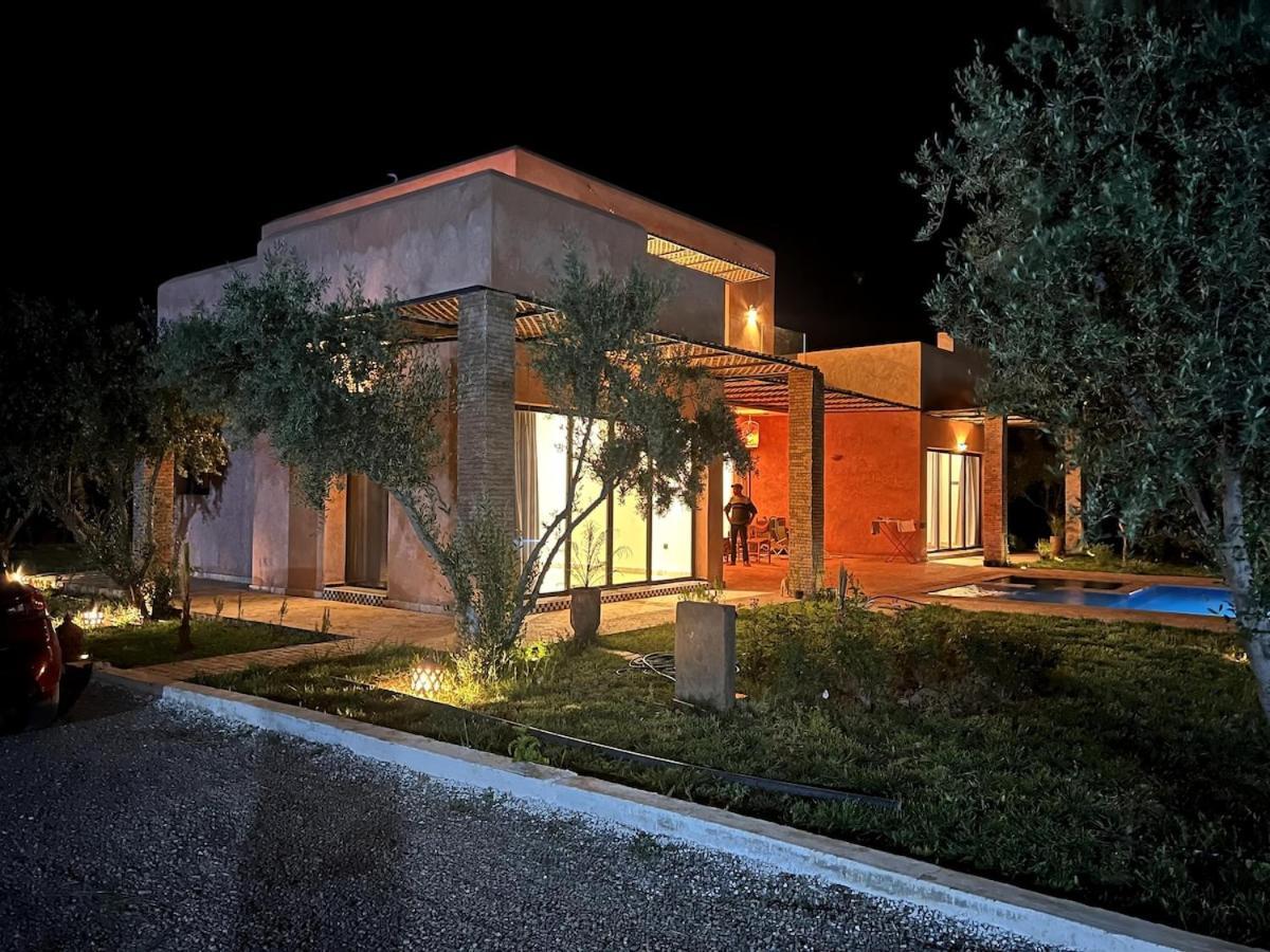 Yassin Private Pool And Terrace Villa *