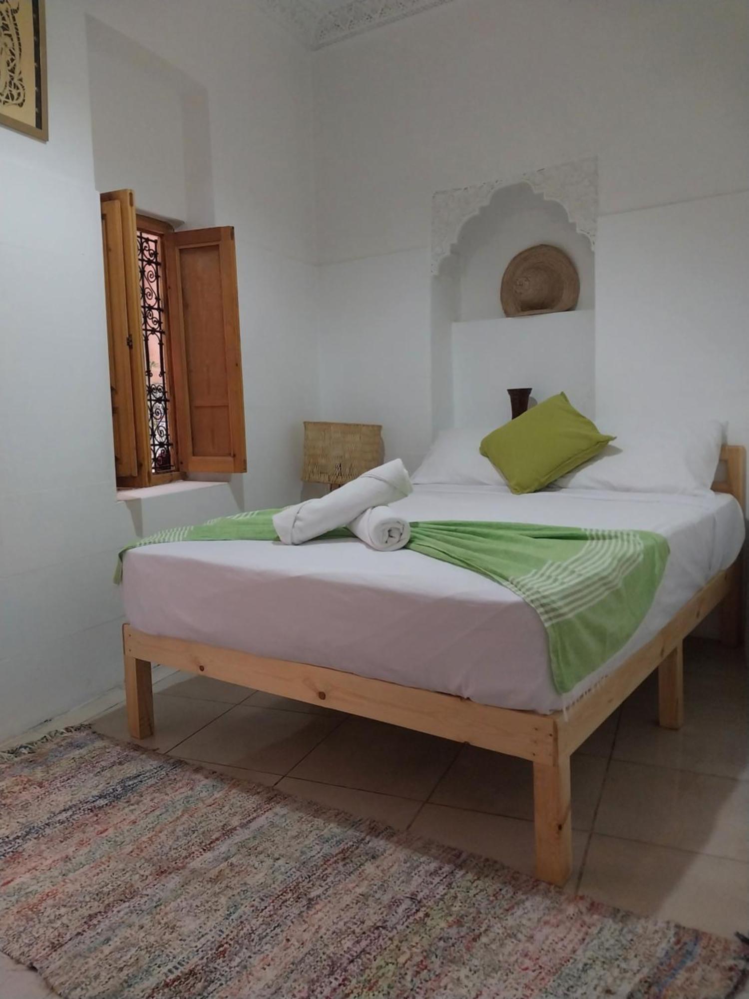 Flottement Des Songes Riad