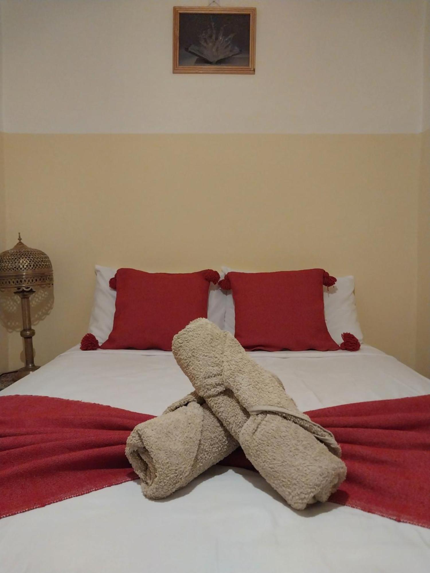 Riad Flottement Des Songes