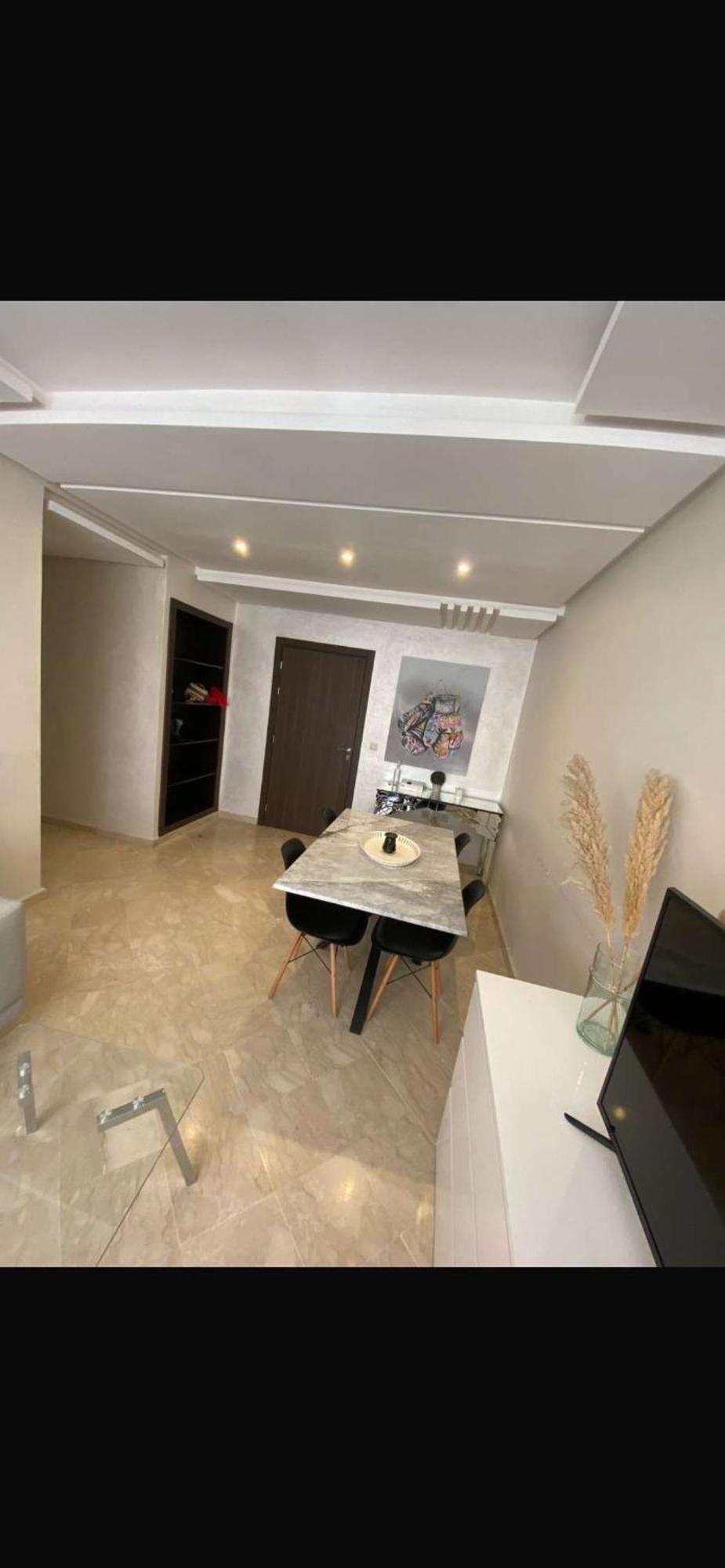 Apartment 2 Bedroom *