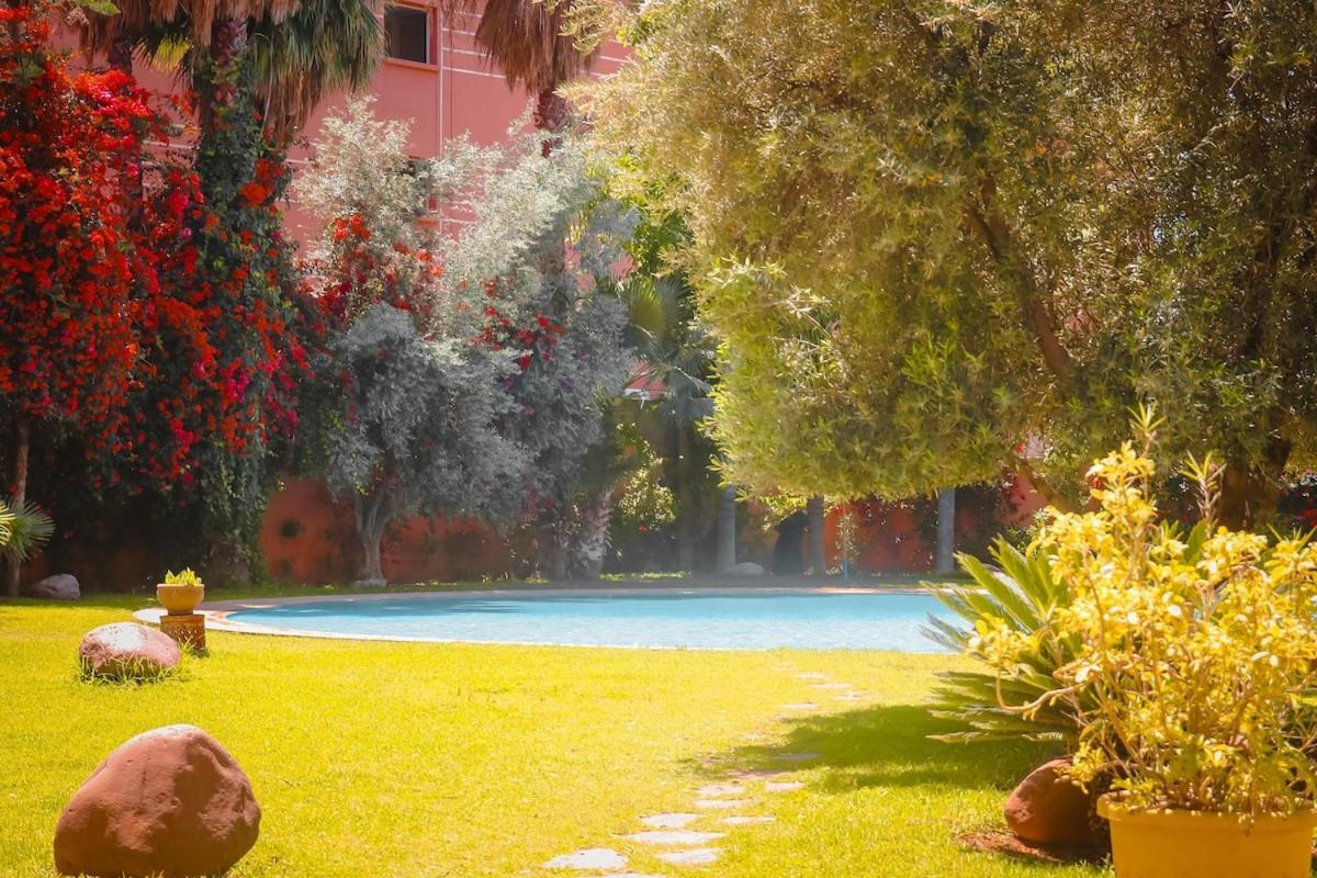 Appartement Hivernage Appt Andalou Avec Balcon Et Piscine Marrakesh
