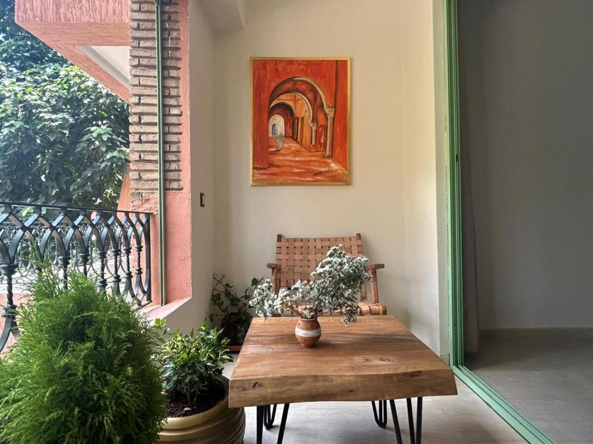 Hivernage Appt Andalou Avec Balcon Et Piscine Appartement *