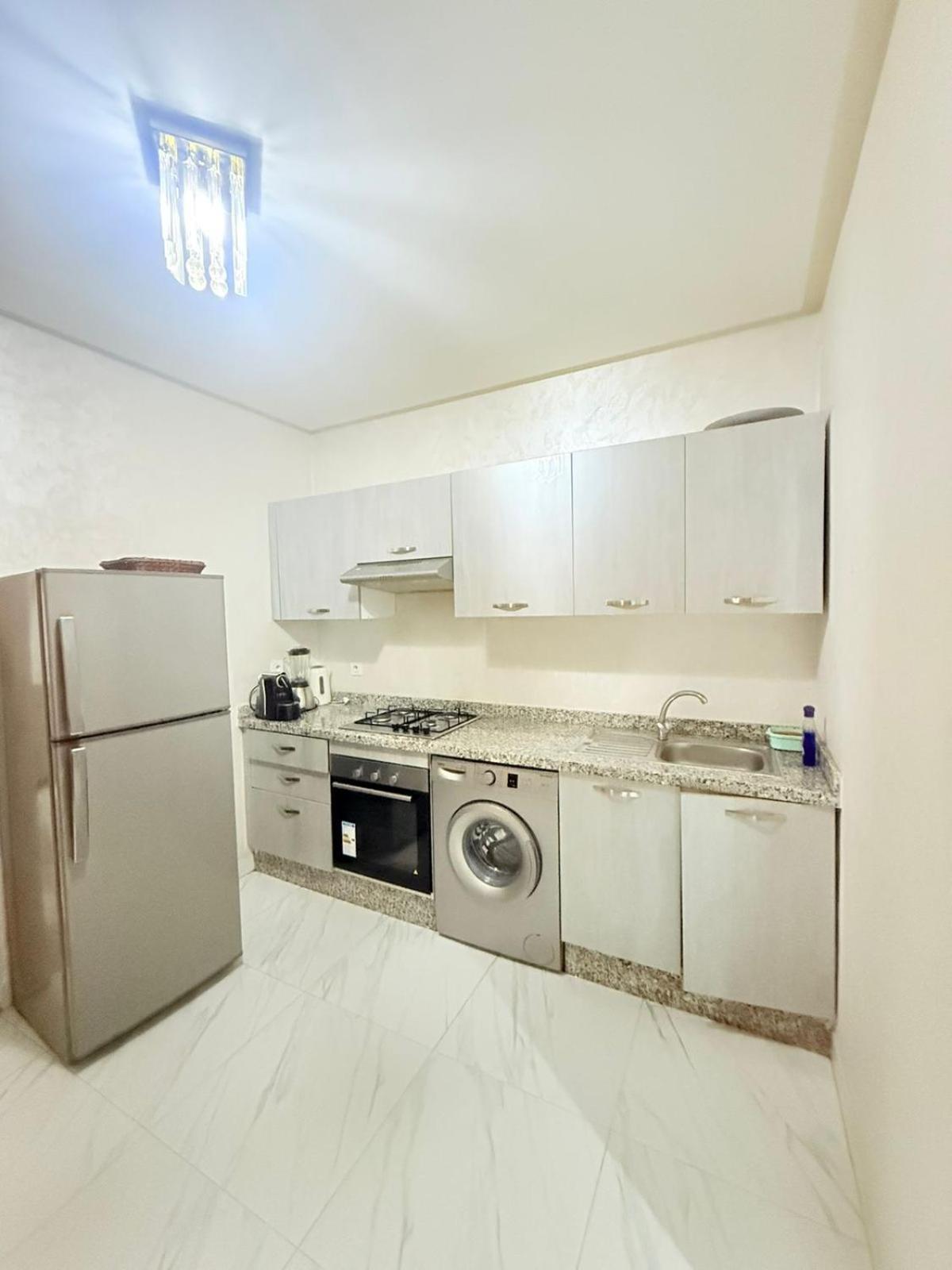 Family Confort & Balcon Piscine Apartment