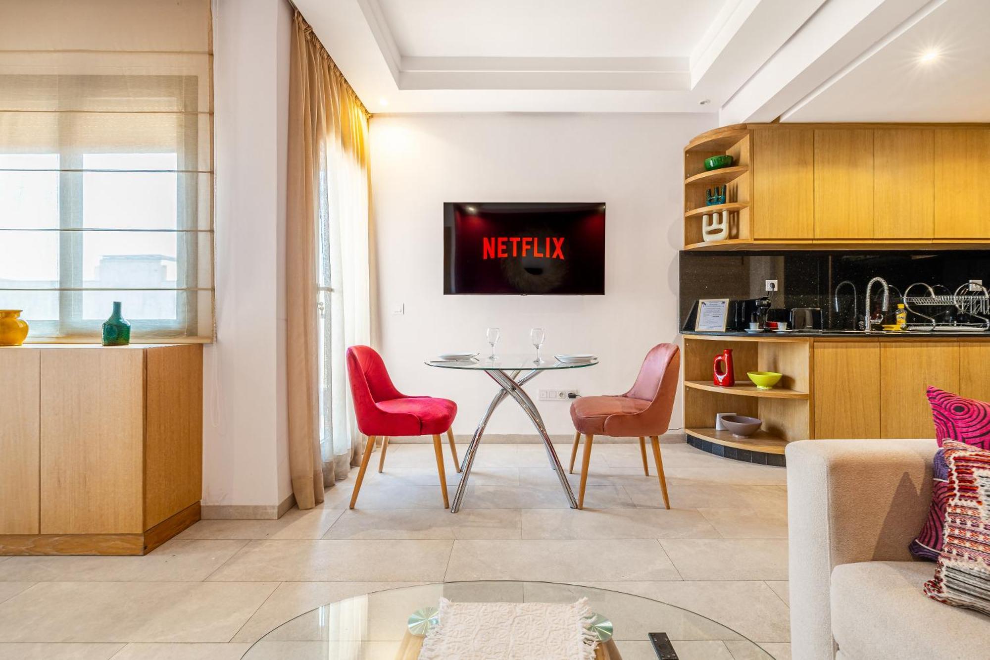 Appartement Center-1 Queen Br With Ac, Pool And Iptv- Parking Marrakesh