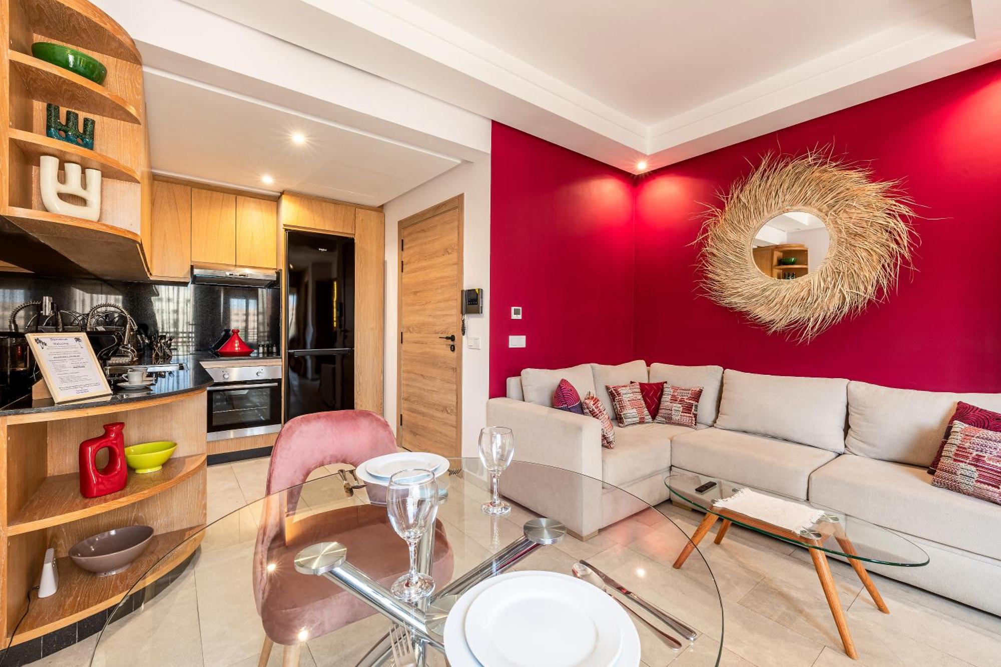 Appartement Center-1 Queen Br With Ac, Pool And Iptv- Parking