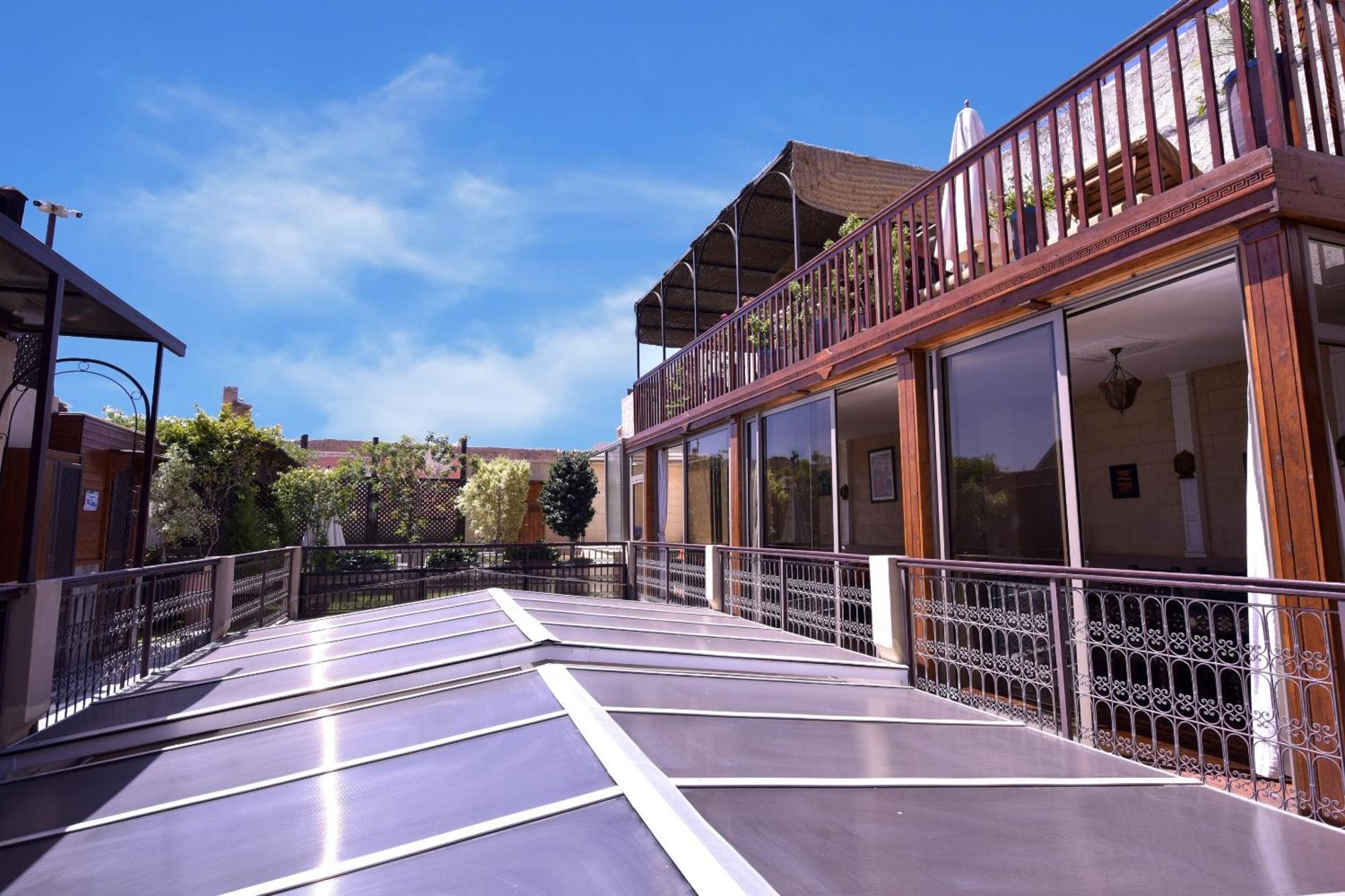 Kale Polis Hotel