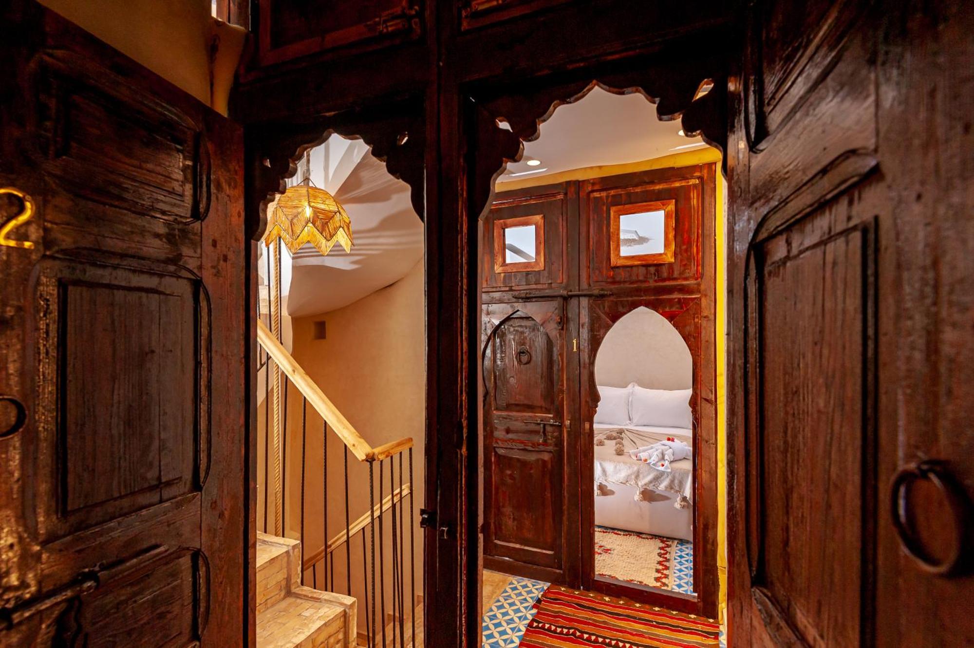 Riad Akkioui Bed & Breakfast *
