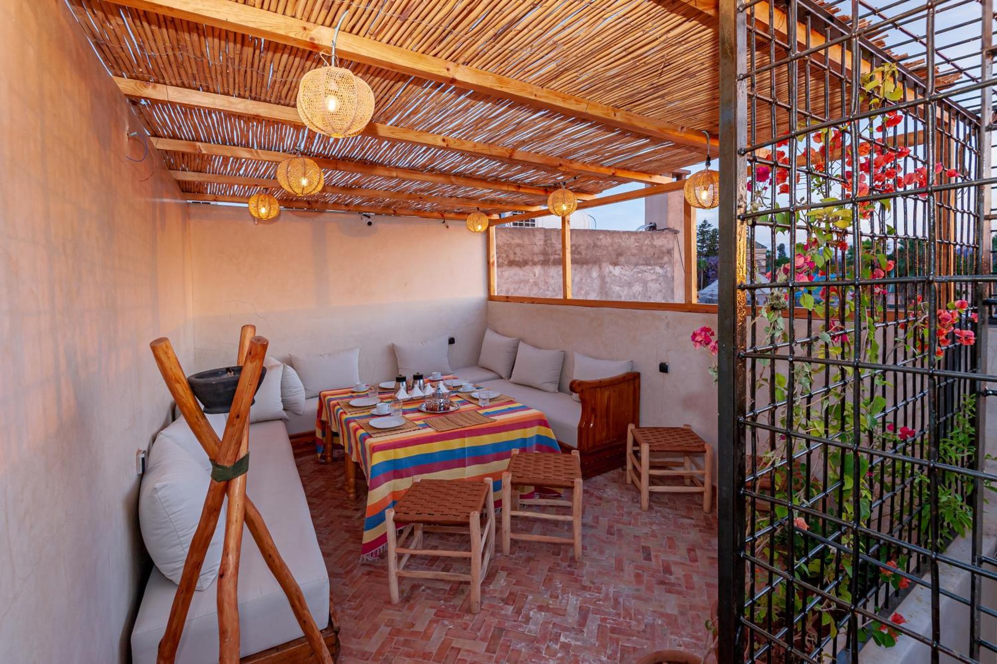 Riad Akkioui Bed & Breakfast