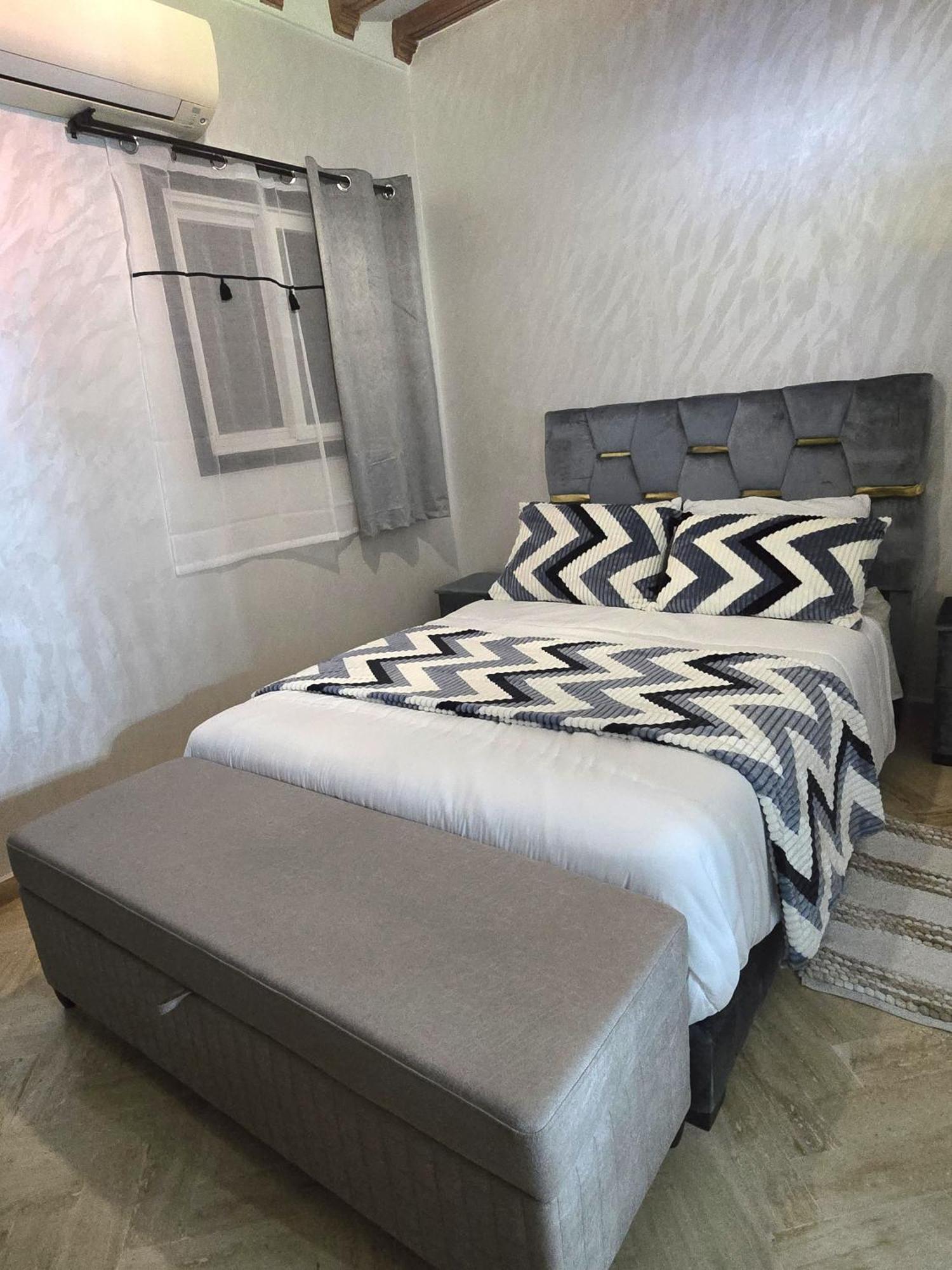 Miralezia Holiday home