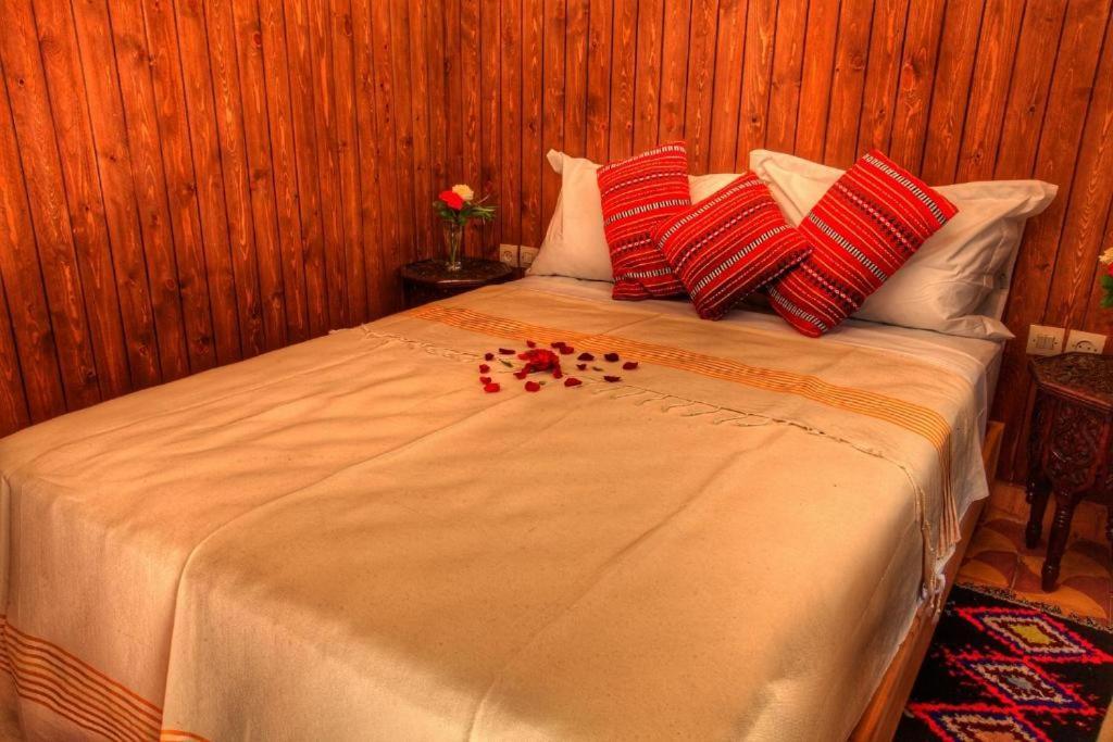 111 & Guest house 2*