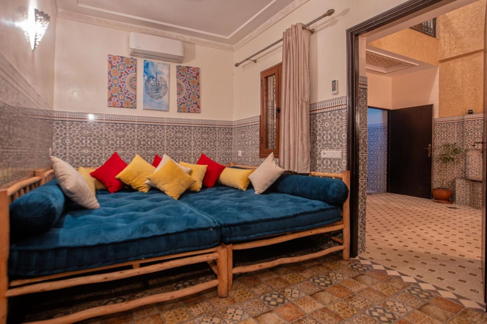 Vakantiehuis Private 3ch Salon, Terrasse Avec Jacuzzi , A Jemaa El Fna *