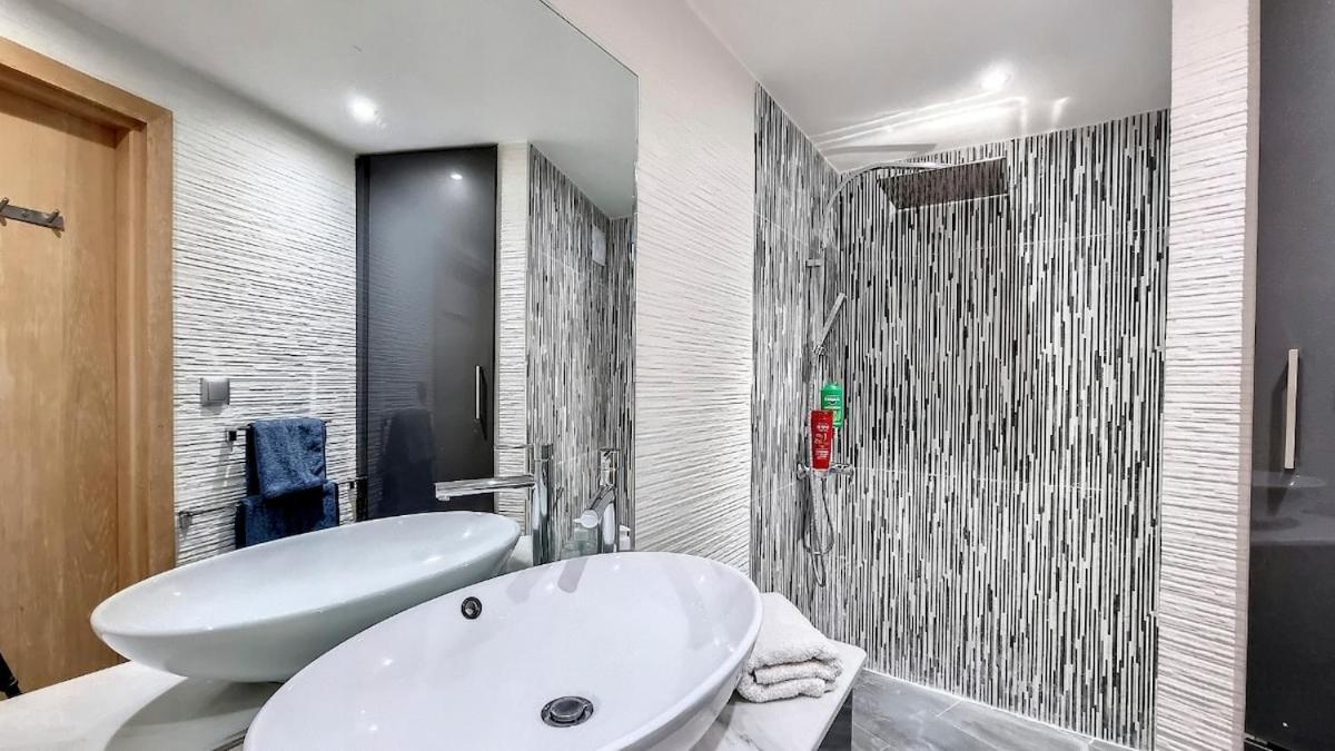 Apartment Exceptional View & Hot Tub
