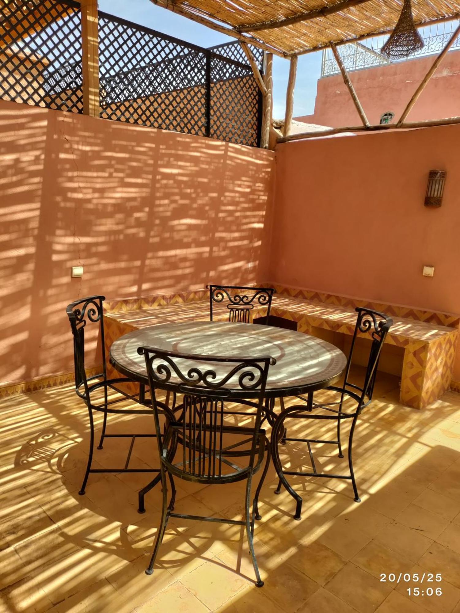 Maison Noe , Al Quaria Asiyahia Ab 40 Couette-café