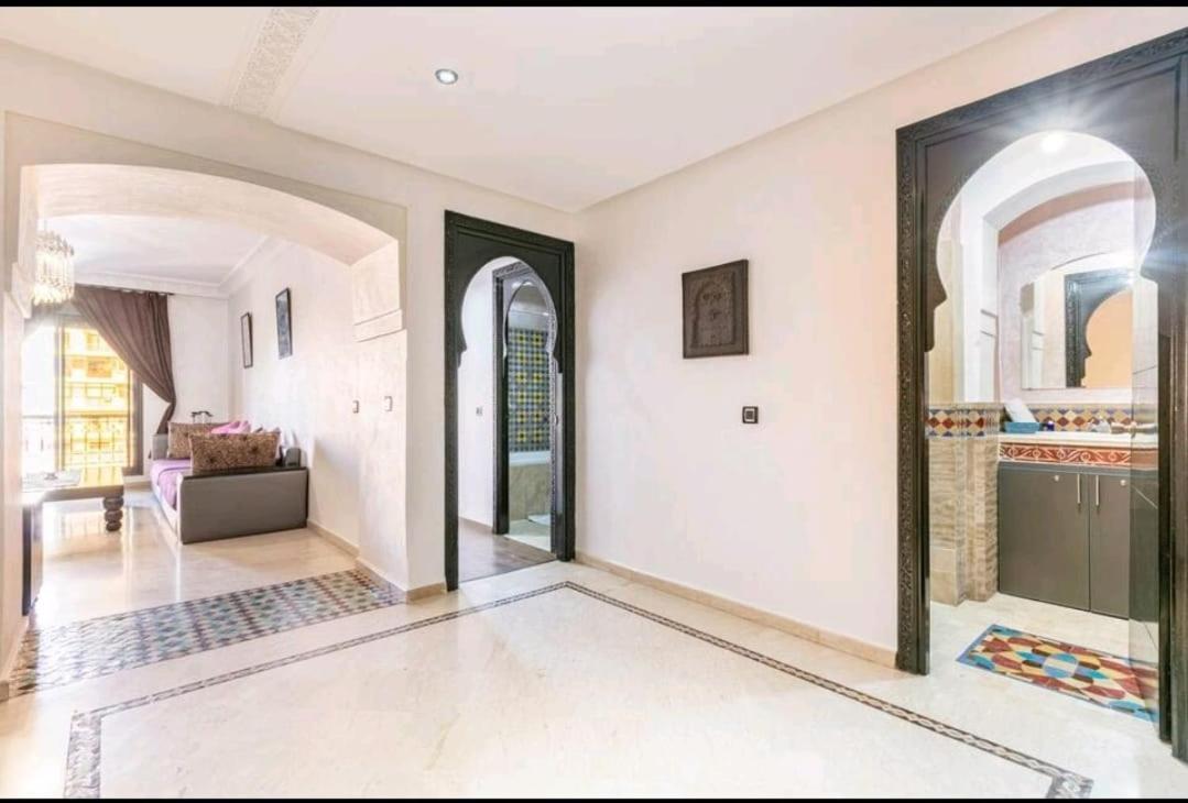Appartement Superbe En Plein Centre A Gueliz
