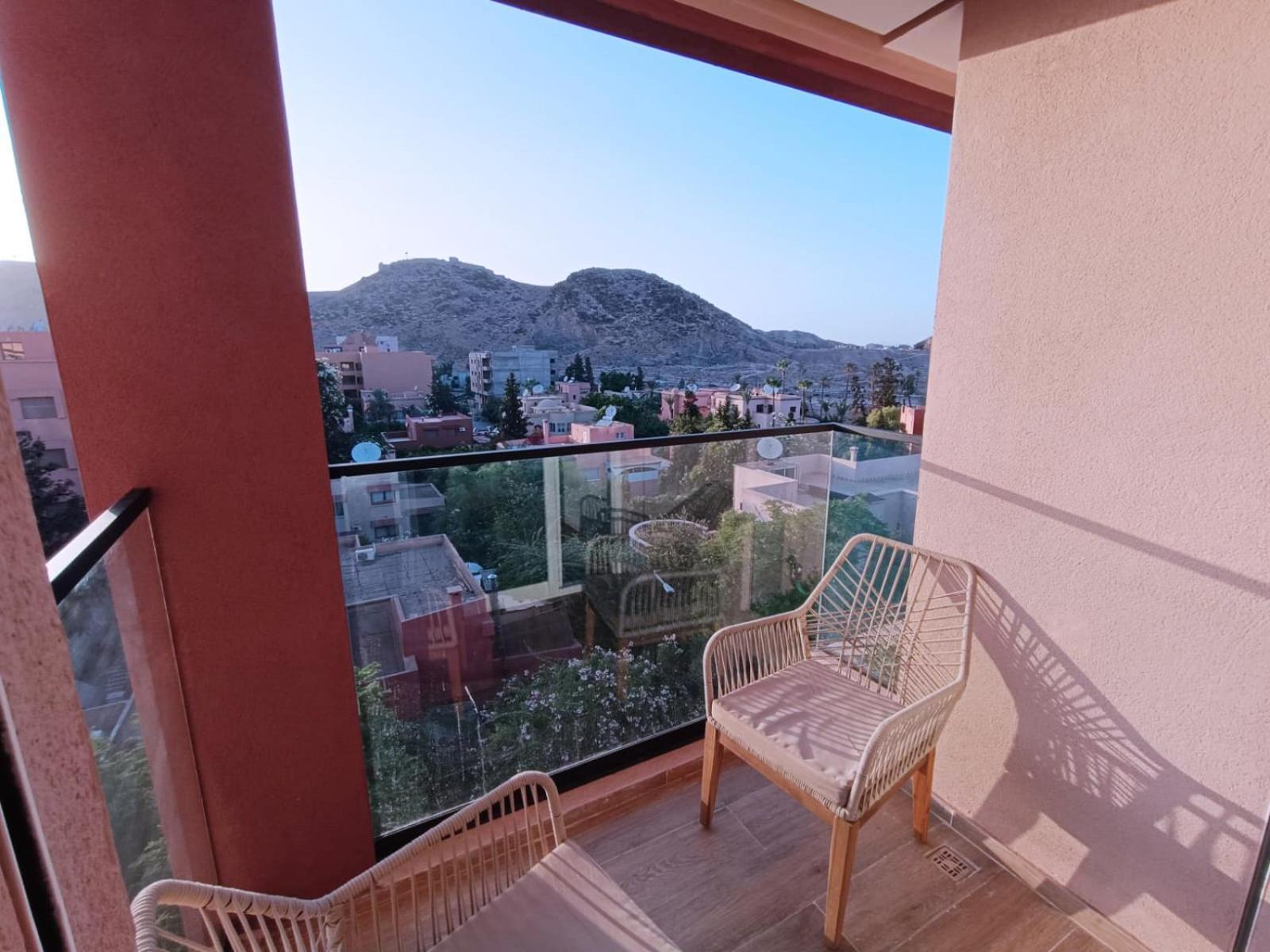 Les 3 Collines - Grand Moderne A Gueliz Avec Vue Et Confort Premium Apartment Marrakesh