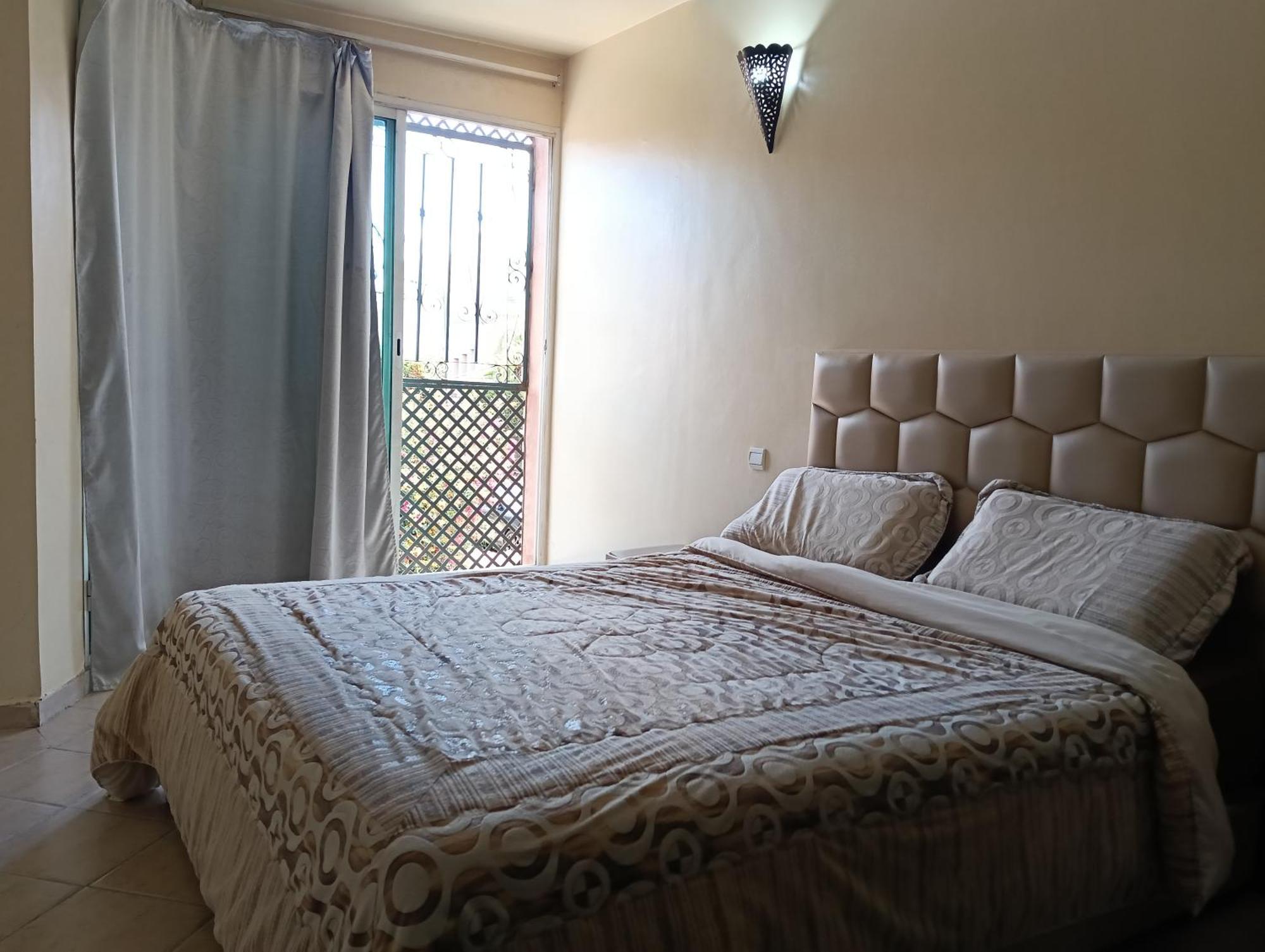 Au Centre,charmant Dans Un Quartier Chic Et Calme, Tres Bon Emplacement Apartment Marrakesh