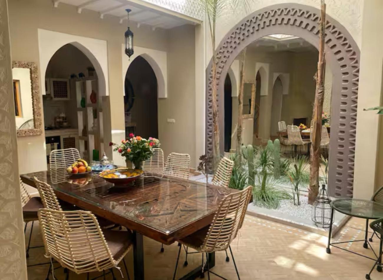 Riad Ravissant Avec 4 Et Belle Terrasse Avec Bassin Sur Le Toit