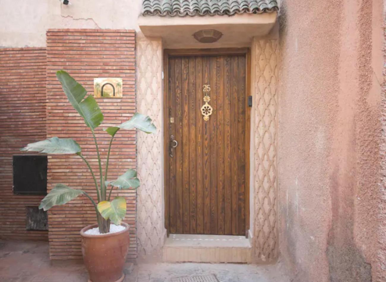 Ravissant Avec 4 Et Belle Terrasse Avec Bassin Sur Le Toit Marrakesh