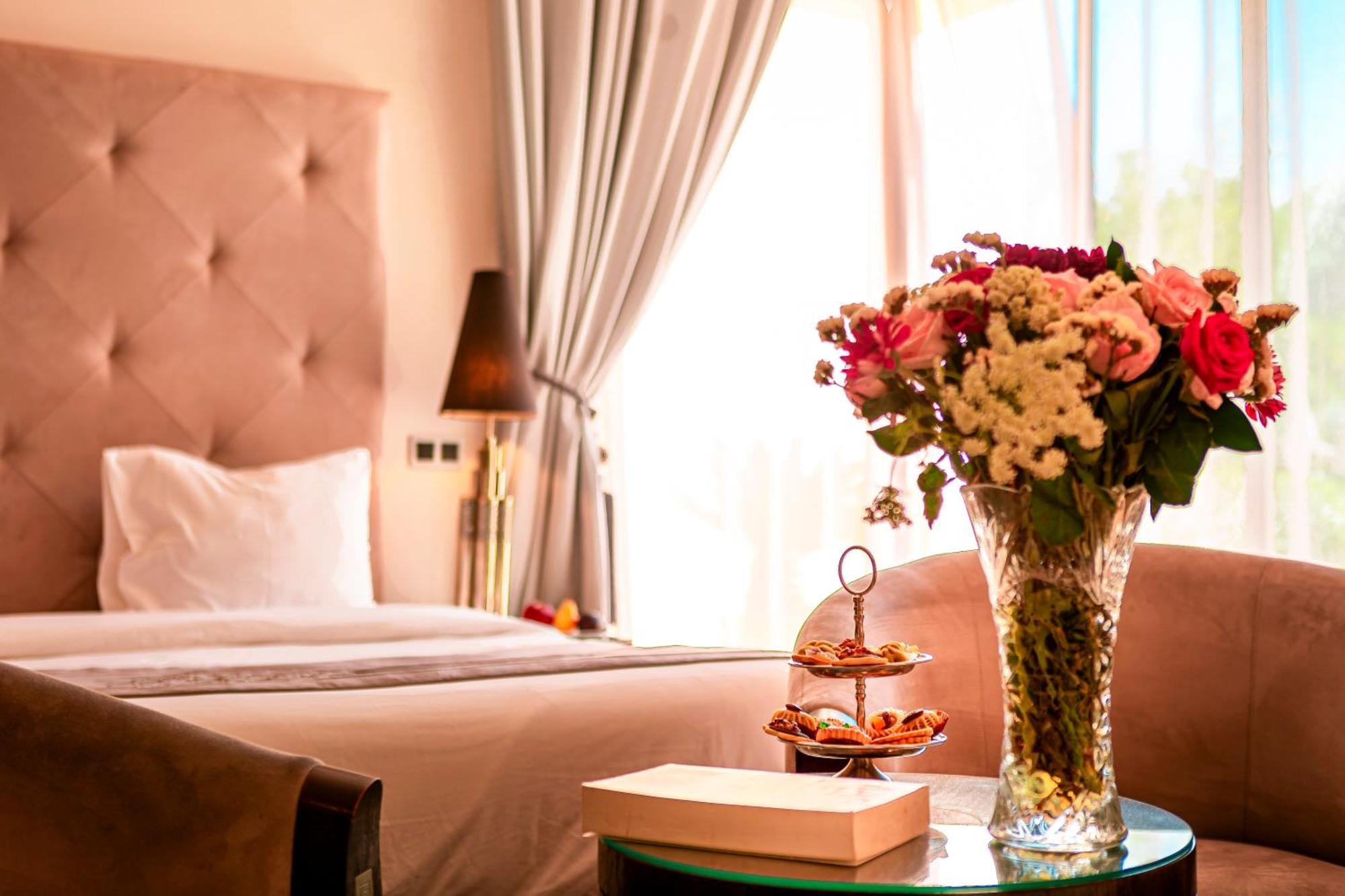 Villa Tal Marrakech Sejour Vip Avec Piscine, Restaurant Et Services Premium Marrakesh