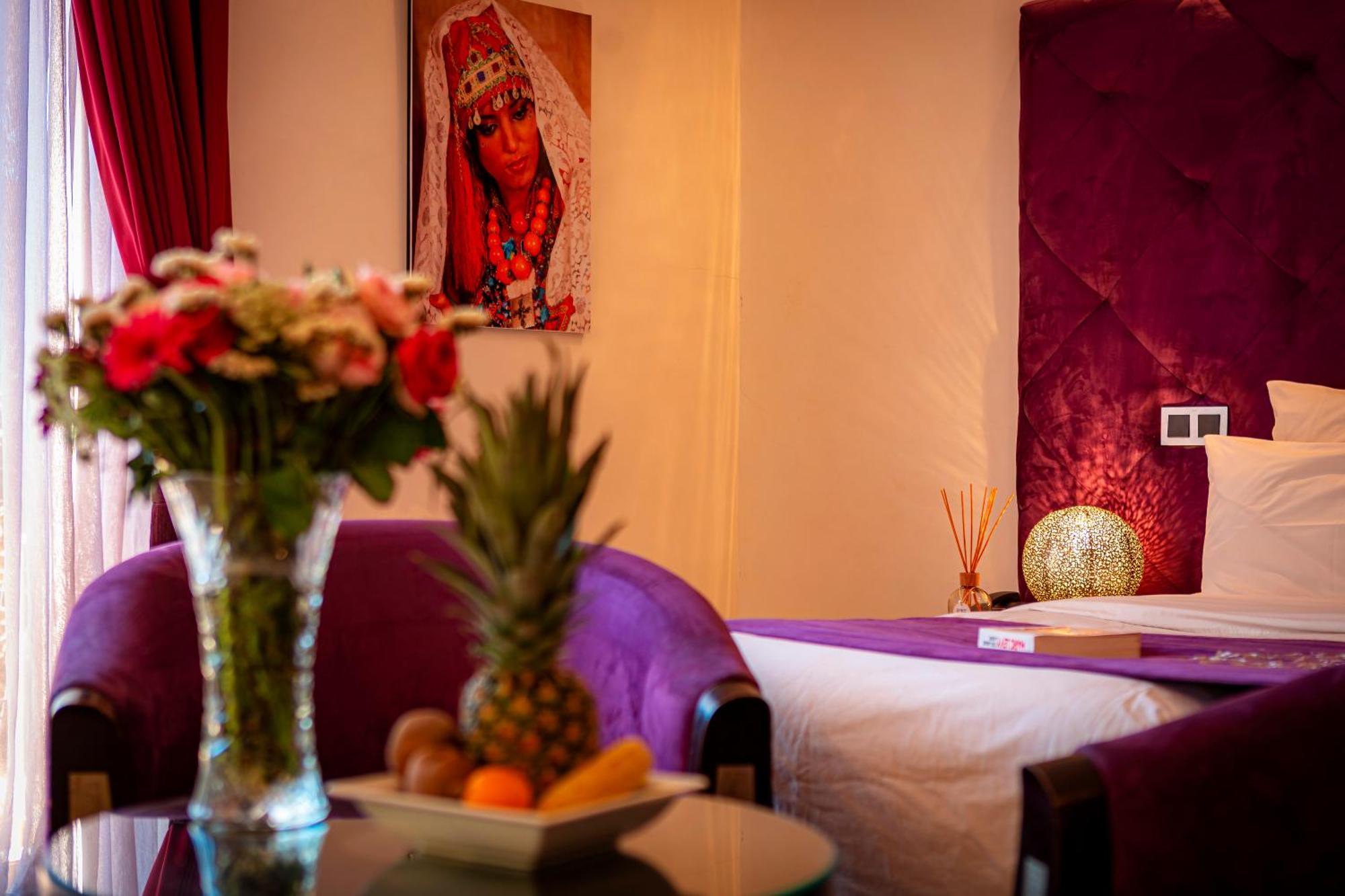 Tal Marrakech Sejour Vip Avec Piscine, Restaurant Et Services Premium Villa *