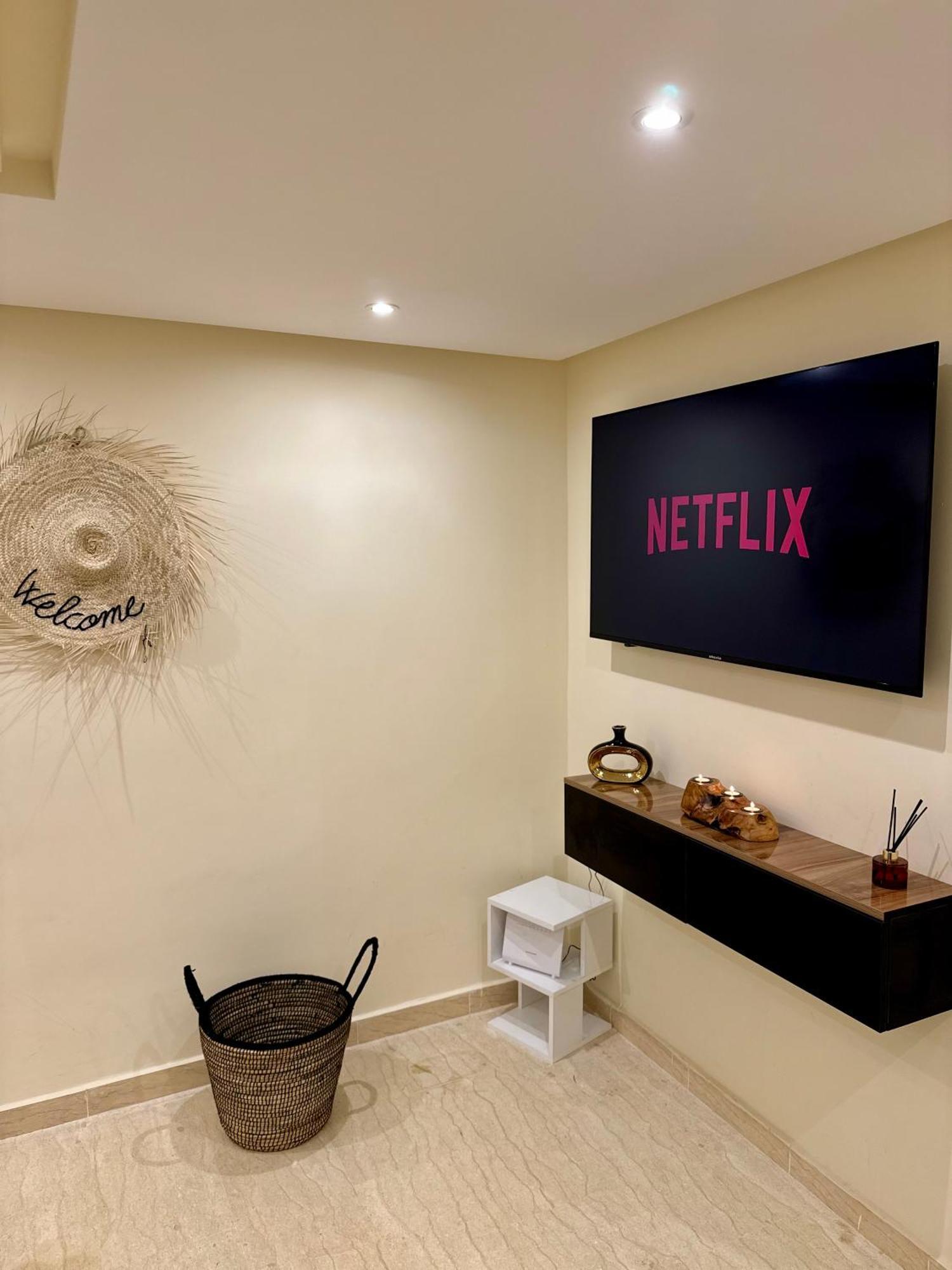 Apartment The Cosy Duplex With Gym Access & Near Mall, Palooza *