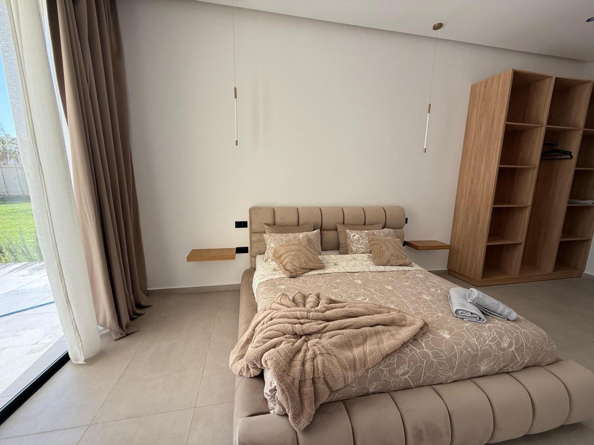 Villa Enja - Swimming Pool - 4 Bedroom Ba - Wi-fi - Parking