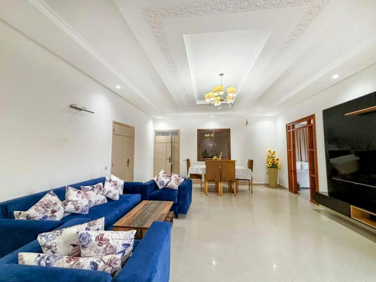 Privee Villa *