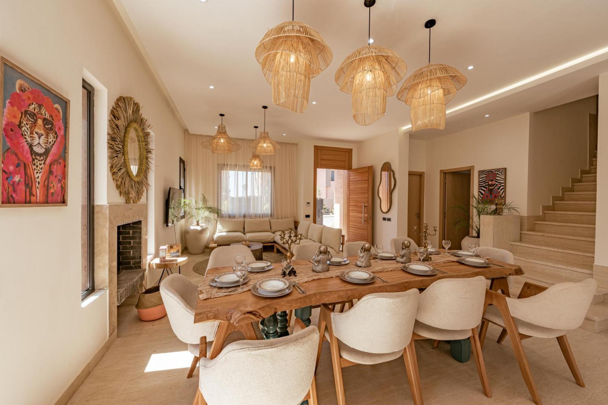 Secret Oasis - 4 Bedroom Rooftop, Pool&ac - Up To 10 Guests